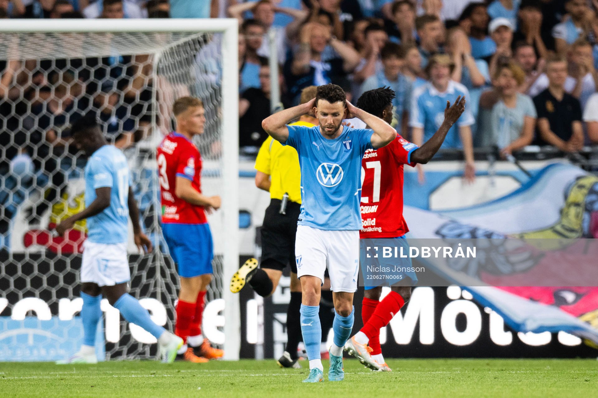 Malmö FFs Erdal Rakip deppar