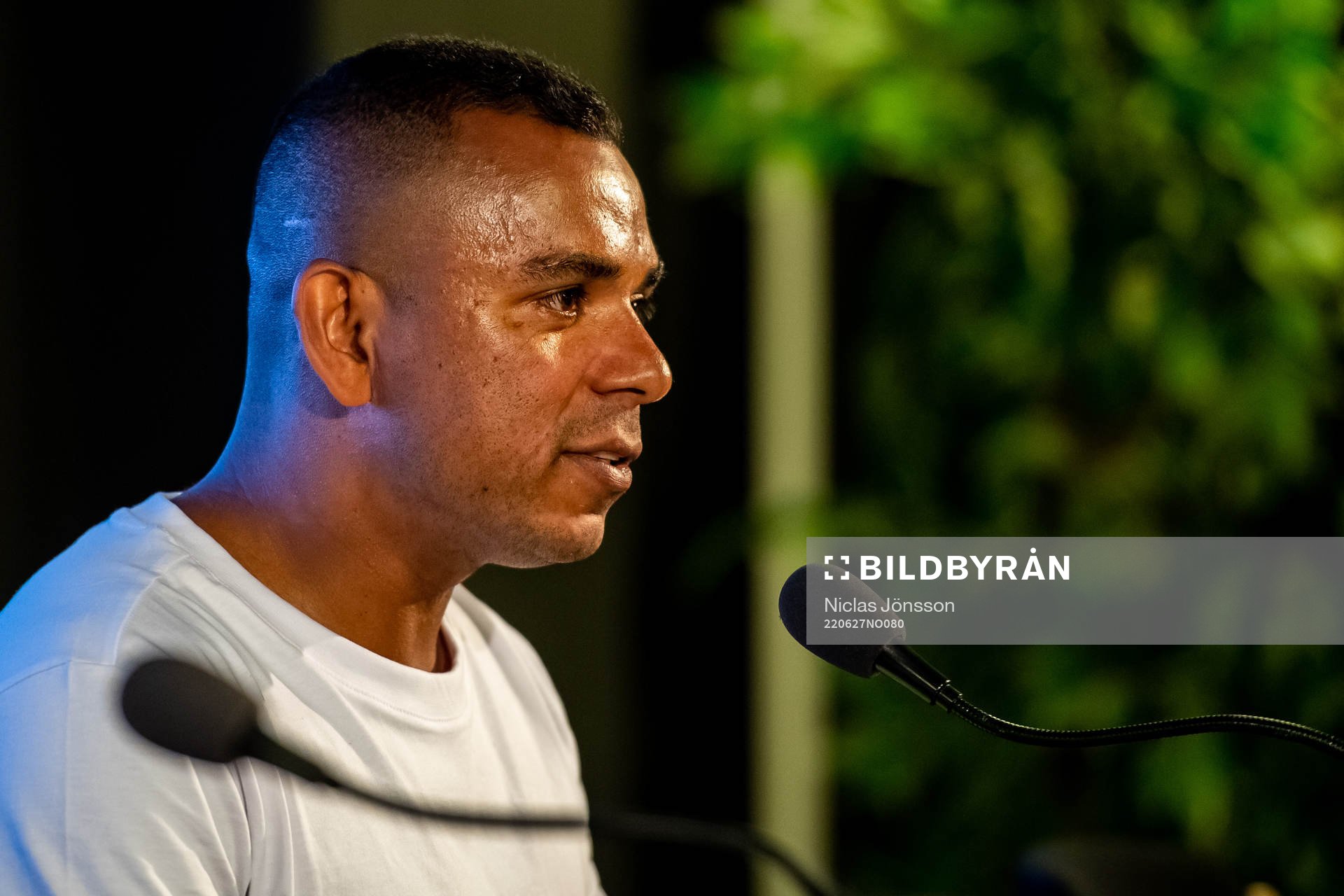 Helsingborgs tränare Alvaro Santos under presskonferensen efter fotbollsmatchen i Allsvenskan mellan Malmö FF och Helsingborg den 27 juni 2022 i Malmö.