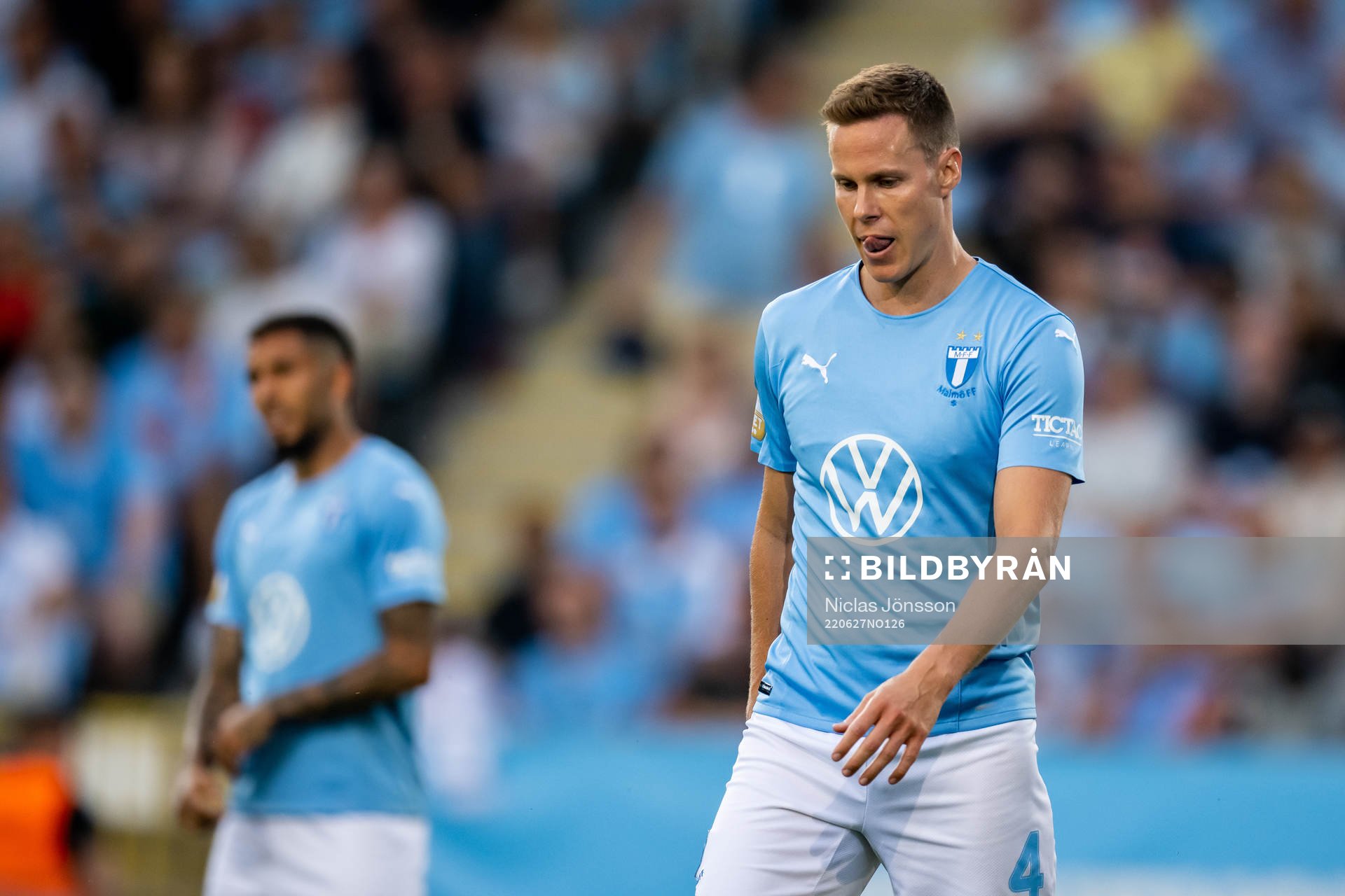Malmö FFs Niklas Moisander deppar