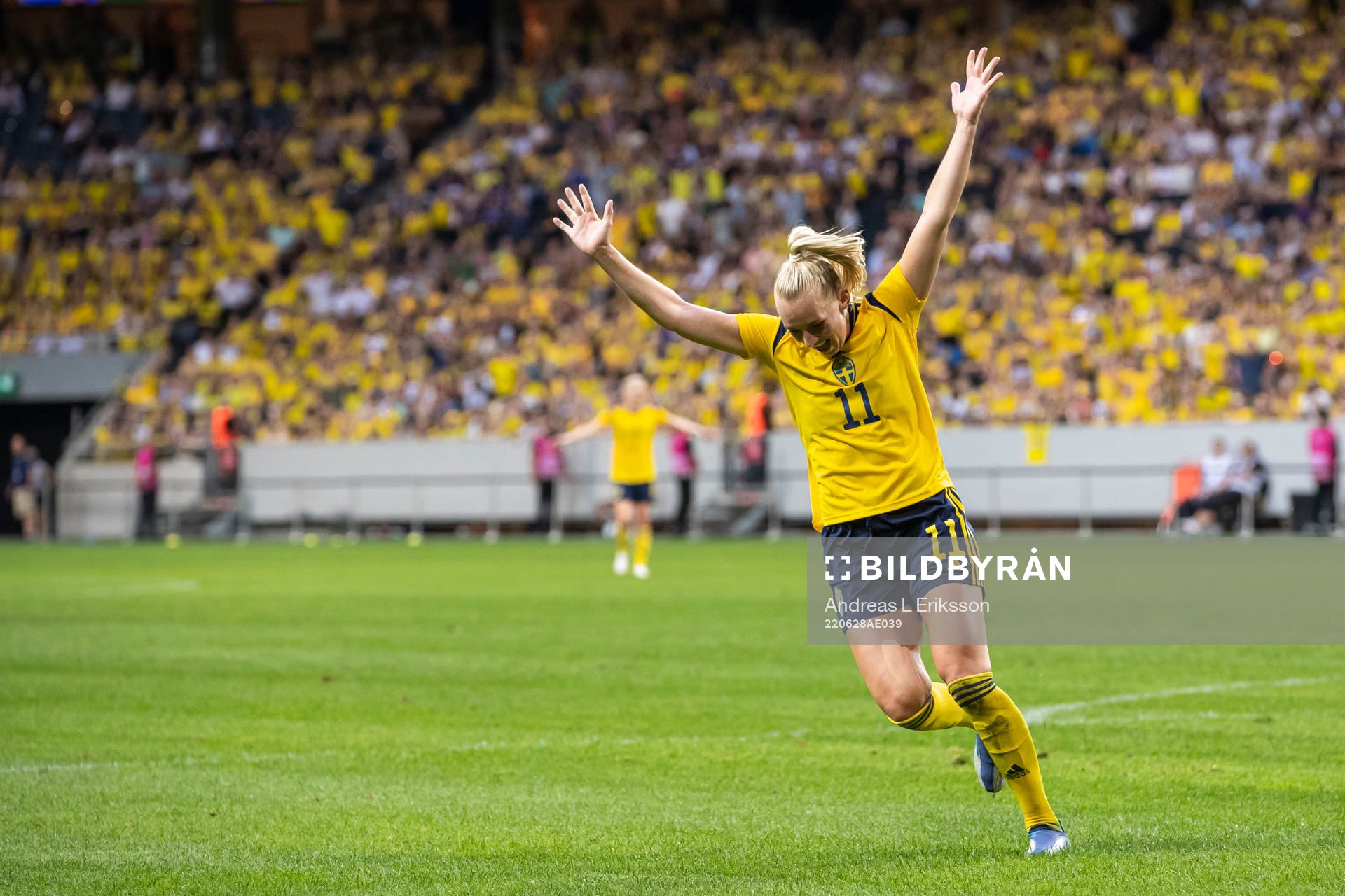 Stina Blackstenius of Sweden celebrates