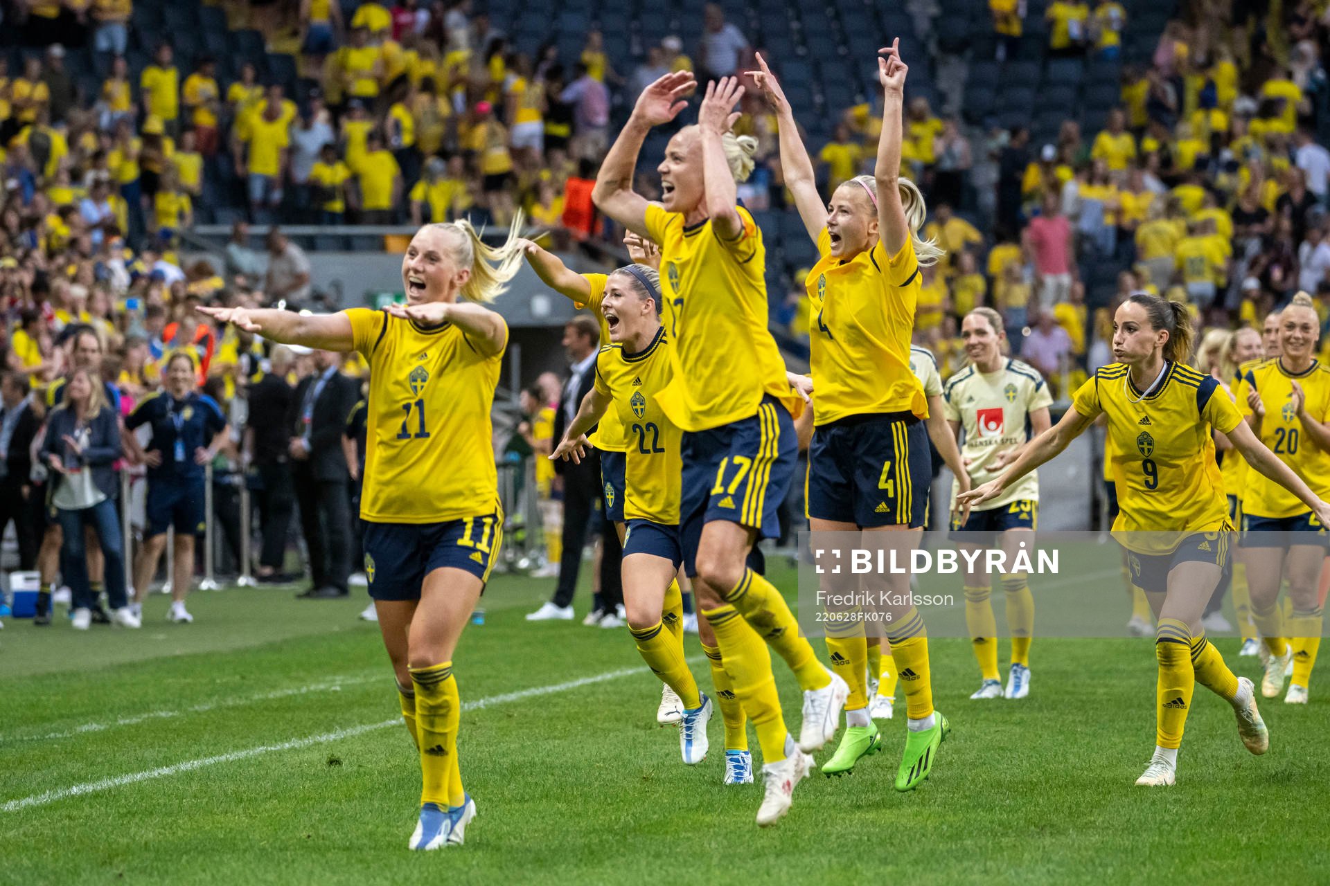 Stina Blackstenius, Olivia Schough, Caroline Seger and