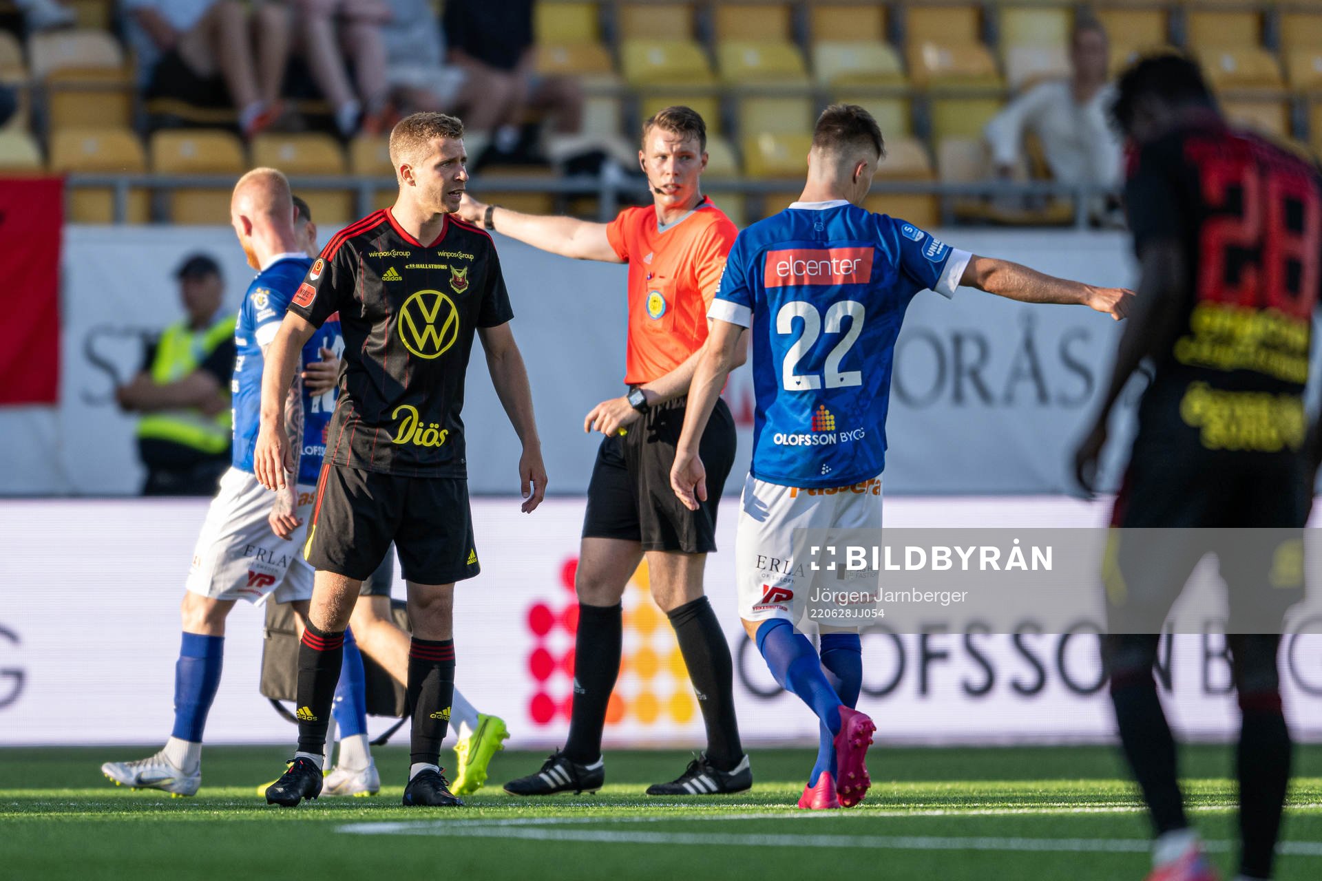 Östersunds Ludvig Fritzson reagerar