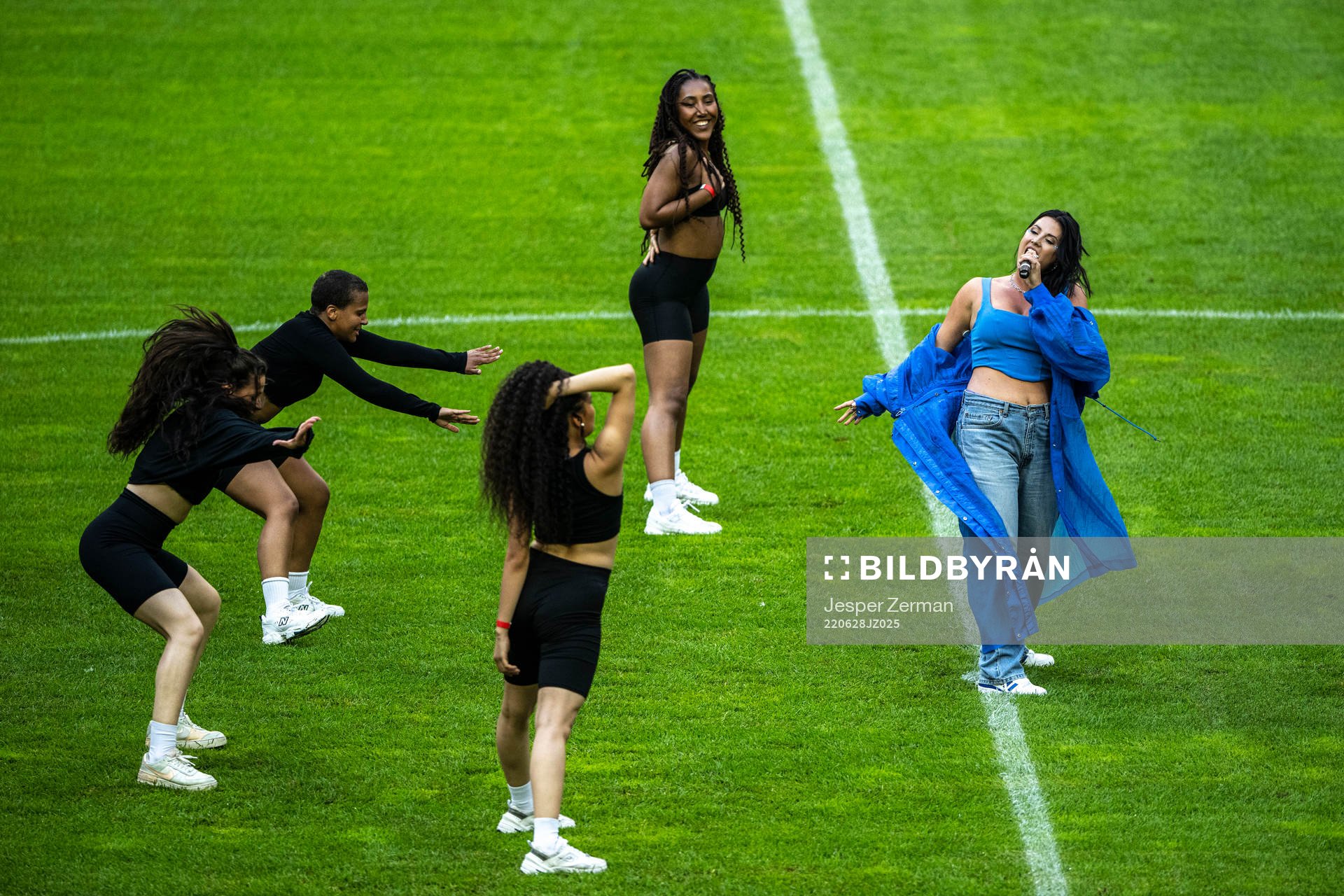 Artist Molly Sandén perform ahead of the women's international friendly football match between Sweden and Brazil on June 28, 2022 in Stockholm.