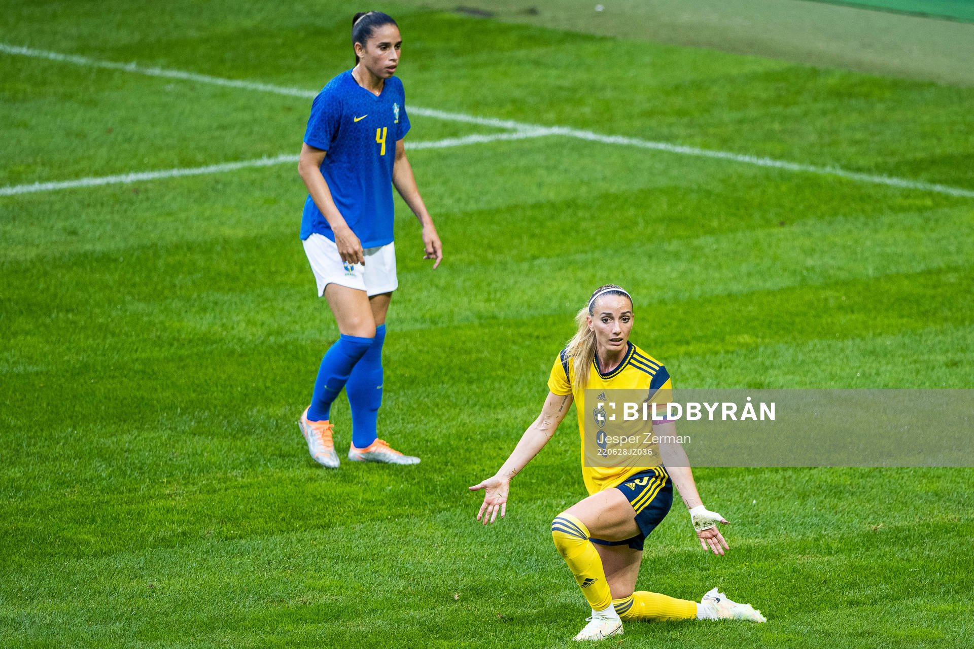 Kosovare Asllani of Sweden reacts