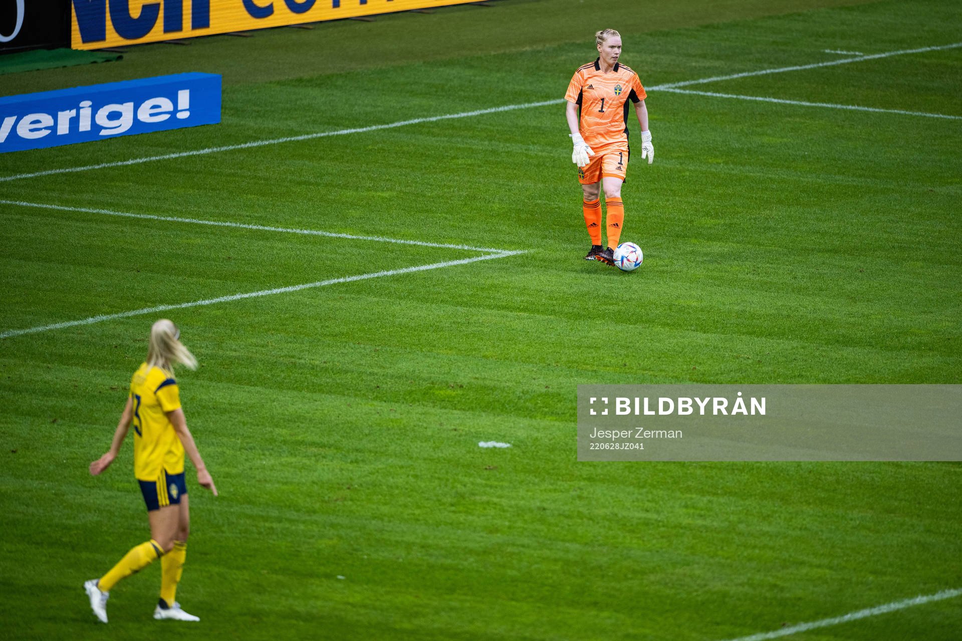 Amanda Ilestedt and goalkeeper Hedvig Lindahl of Sweden