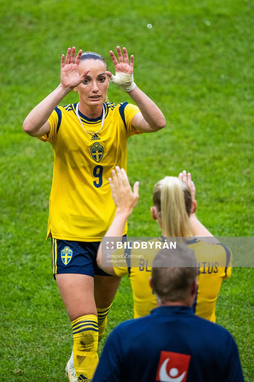 Kosovare Asllani is substituted off for Stina Blackstenius