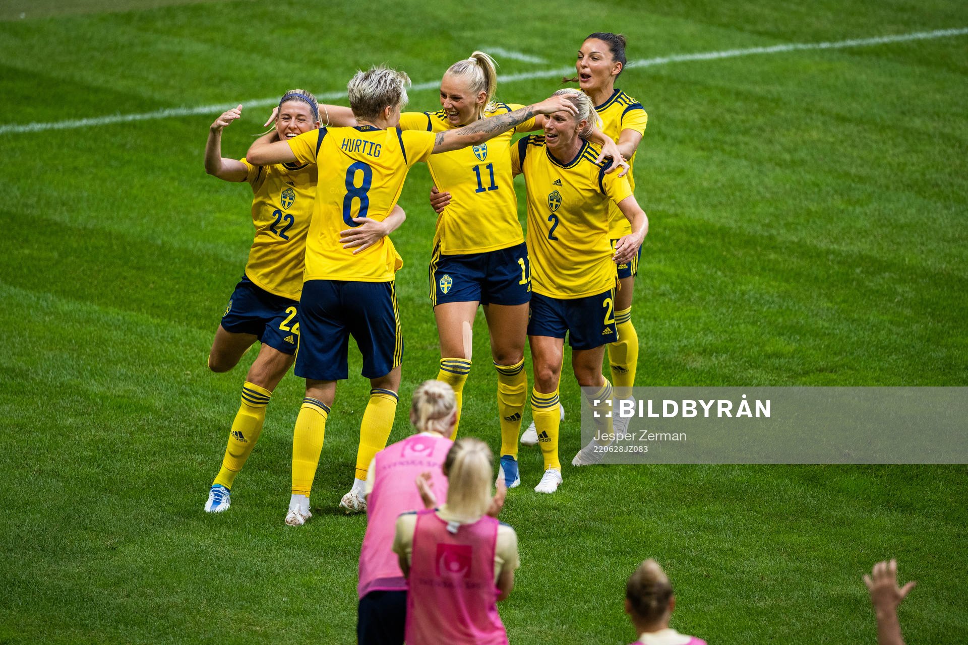 Lina Hurtig celebrates with Olivia Schough, Stina