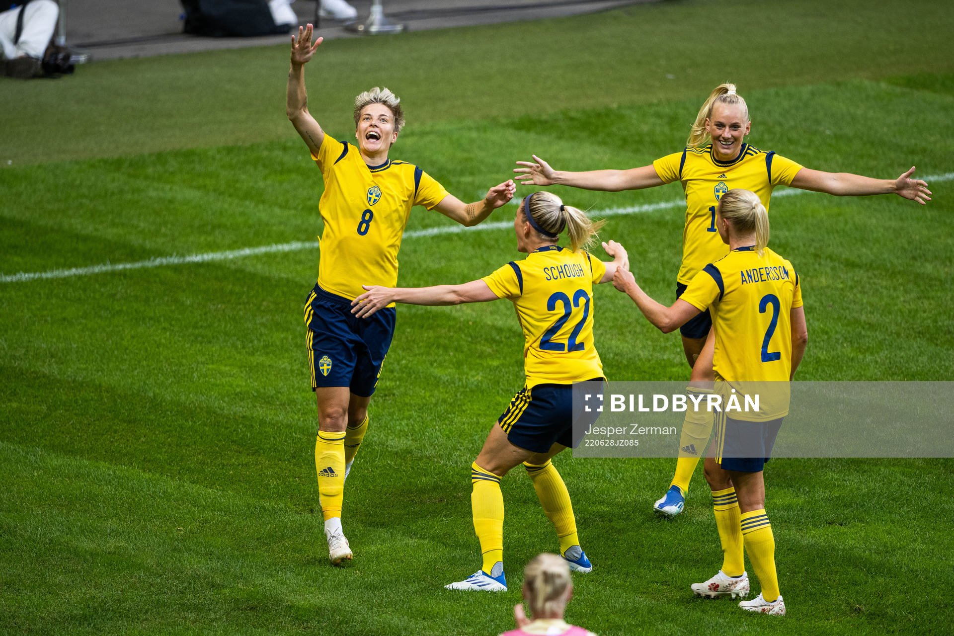 Lina Hurtig celebrates with Olivia Schough, Stina