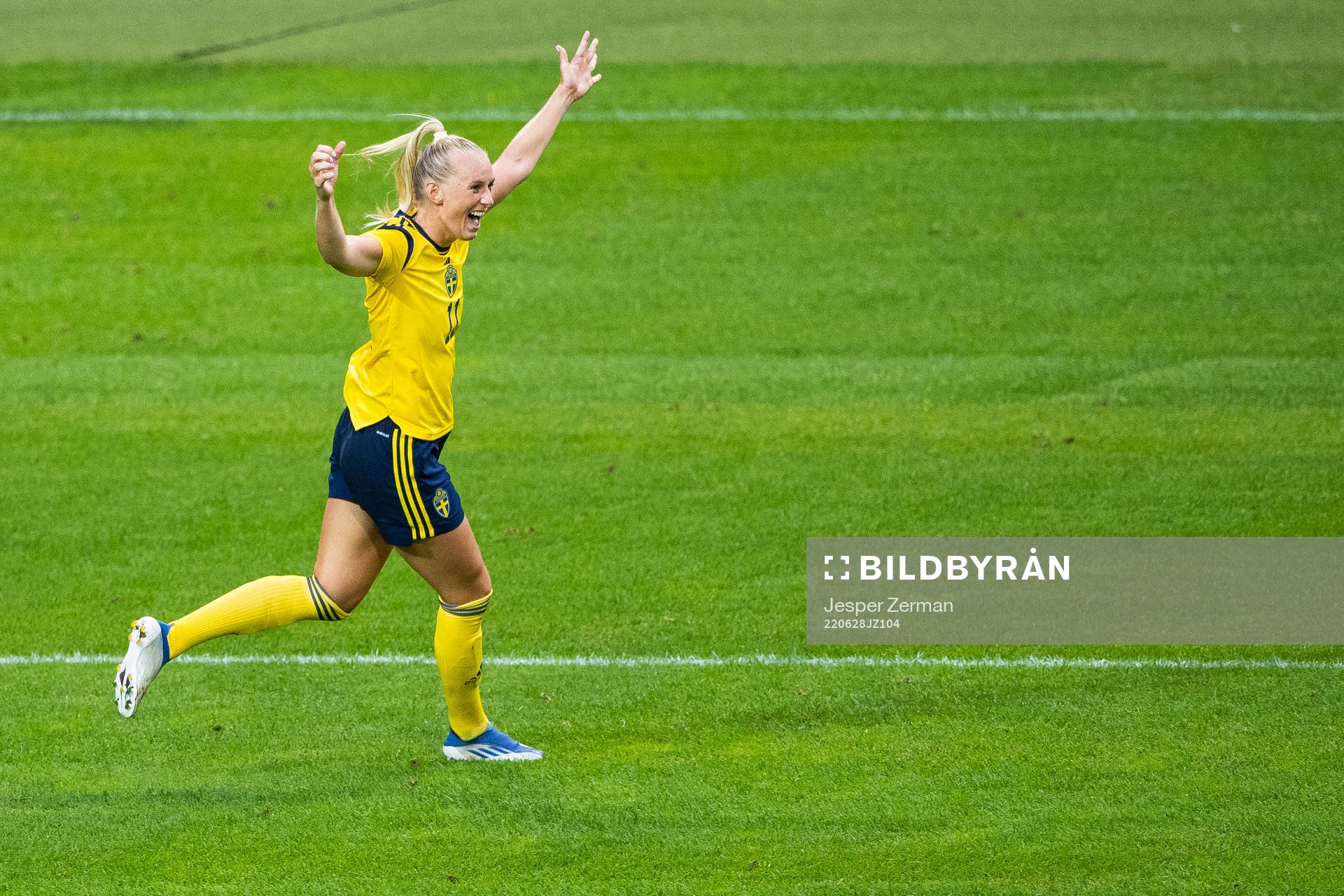 Stina Blackstenius of Sweden celebrates scoring 3-1