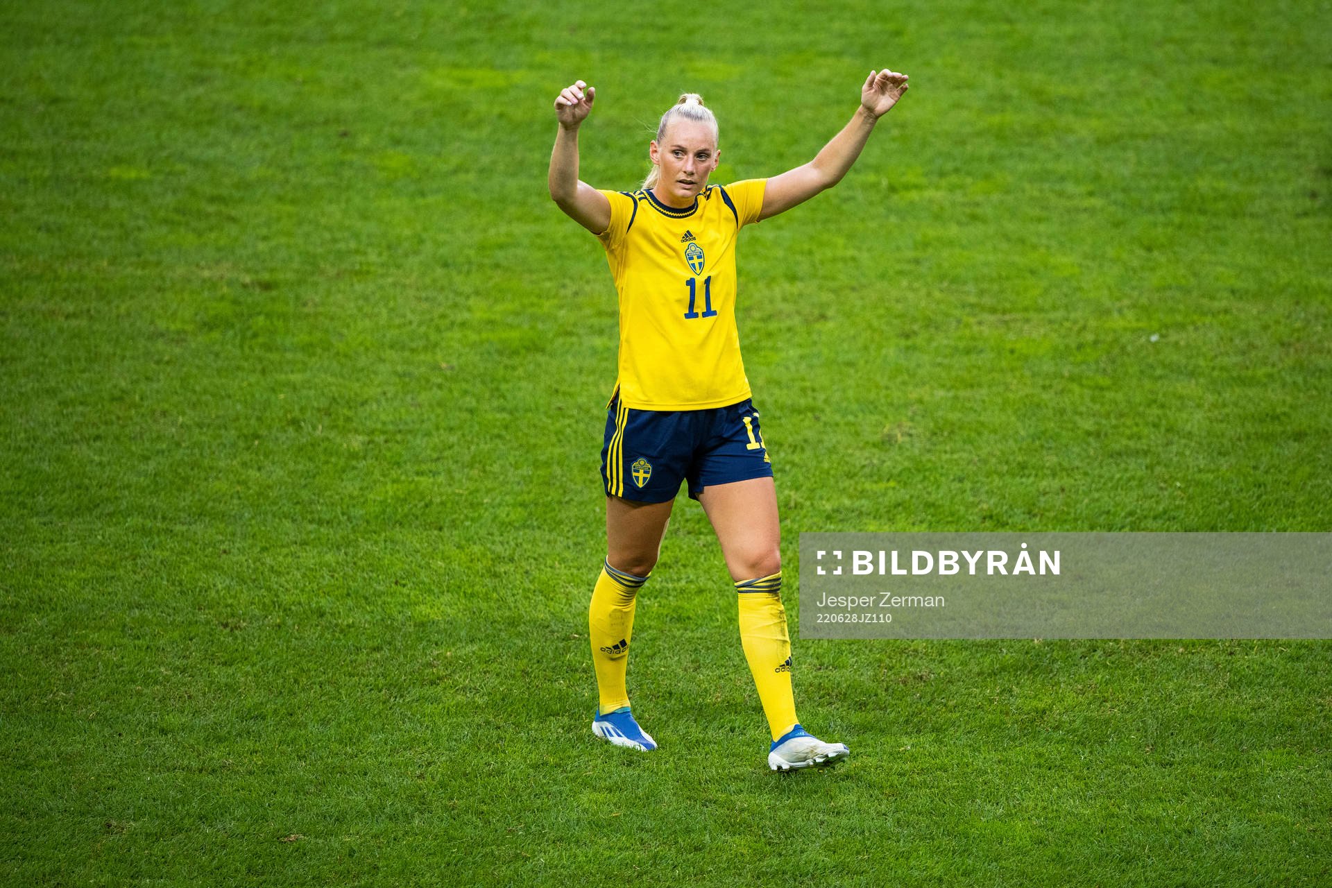 Stina Blackstenius of Sweden celebrates