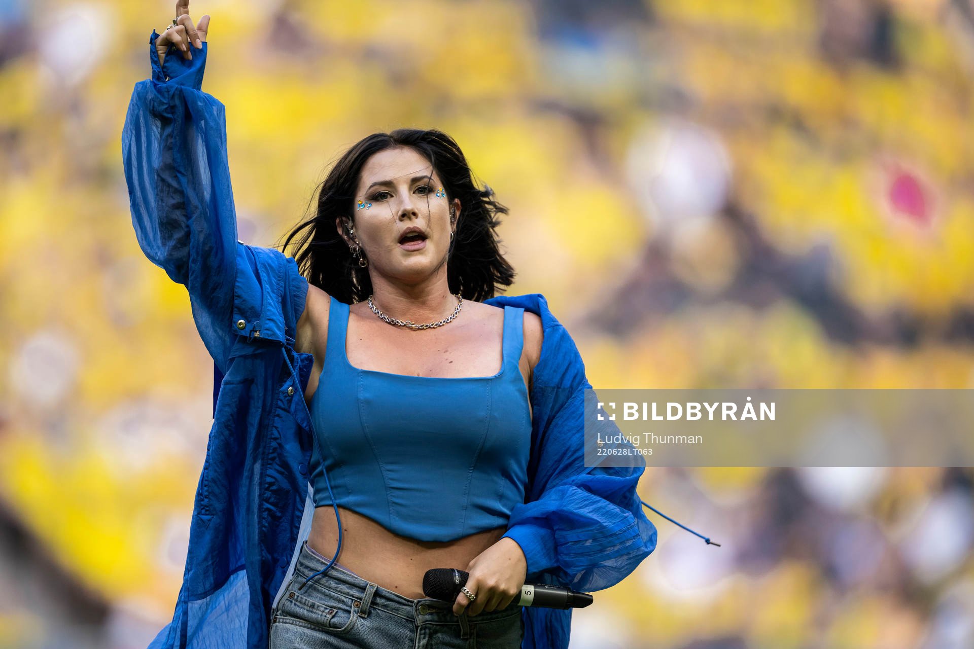 Artist Molly Sandén perform ahead of the women's international friendly football match between Sweden and Brazil on June 28, 2022 in Stockholm.
