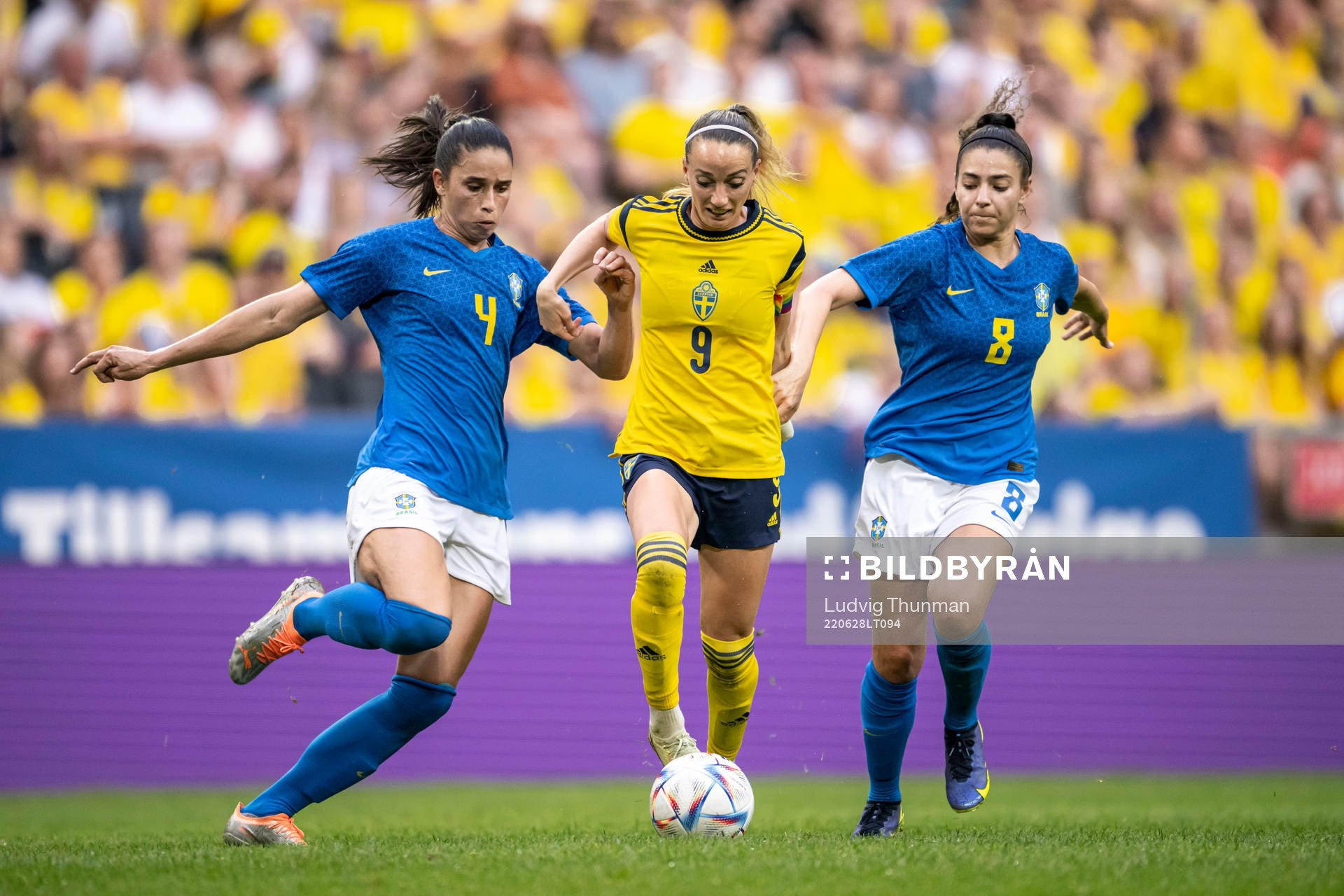 Rafaelle of Brazil, Kosovare Asllani of Sweden and Angelina