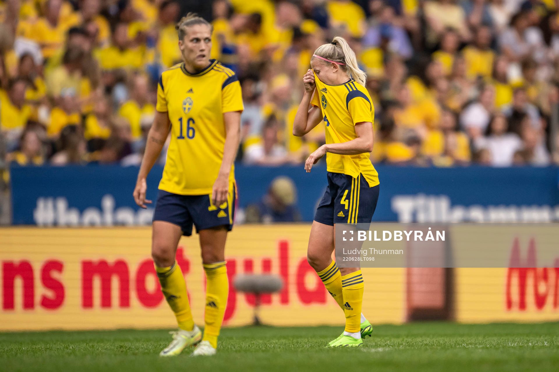 Hanna Glas of Sweden looks dejected