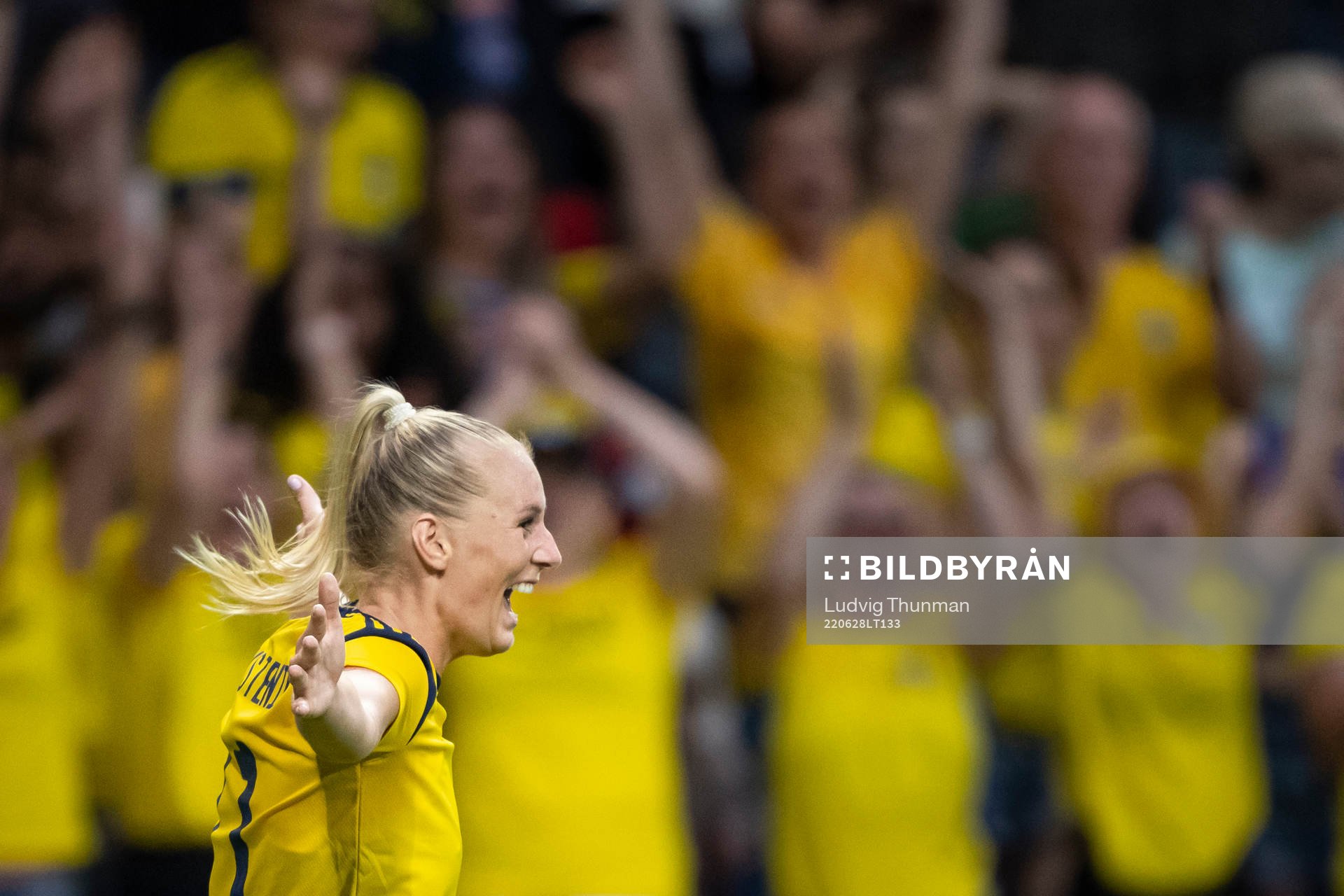 Stina Blackstenius of Sweden celebrates