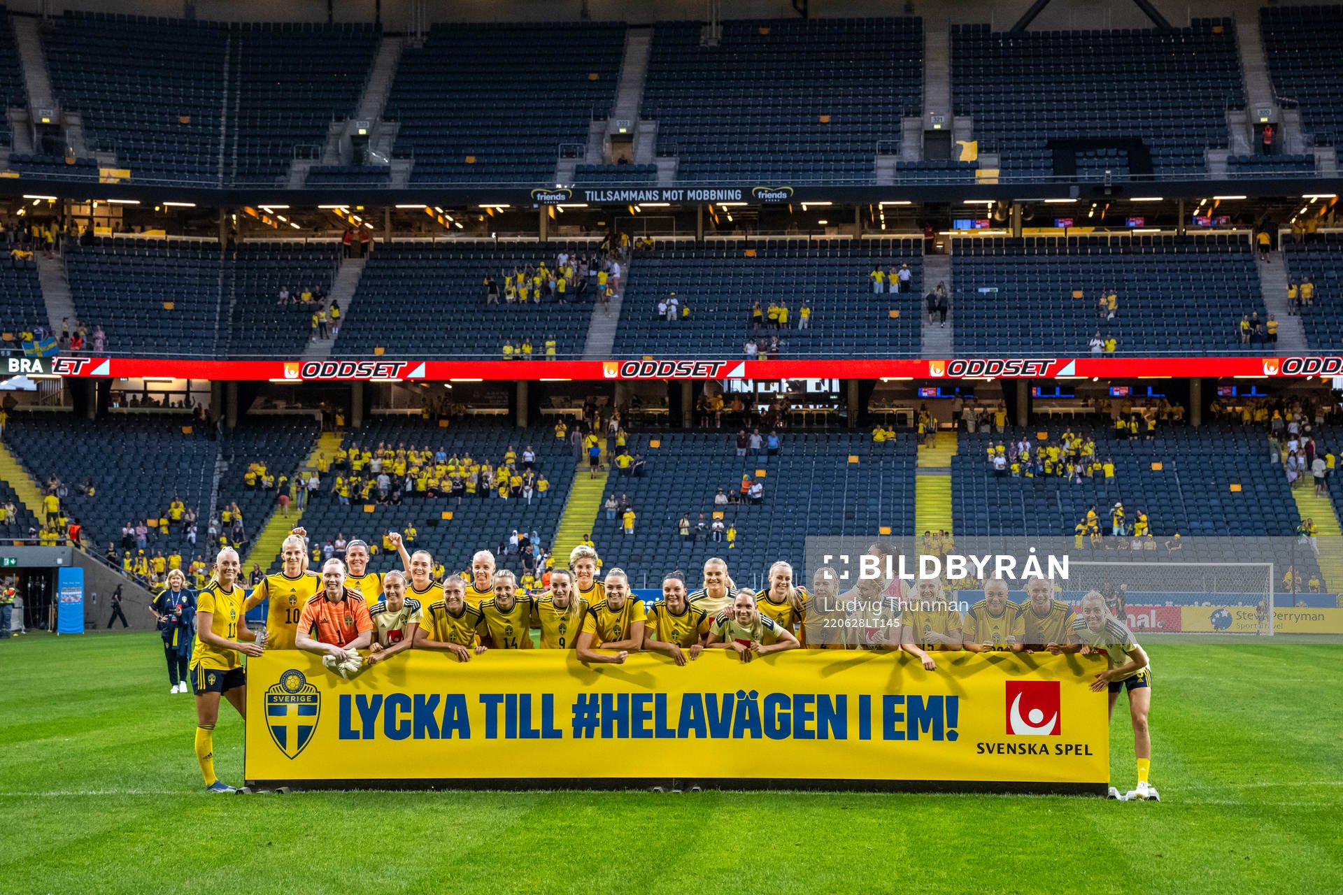 Players of Sweden celebrate