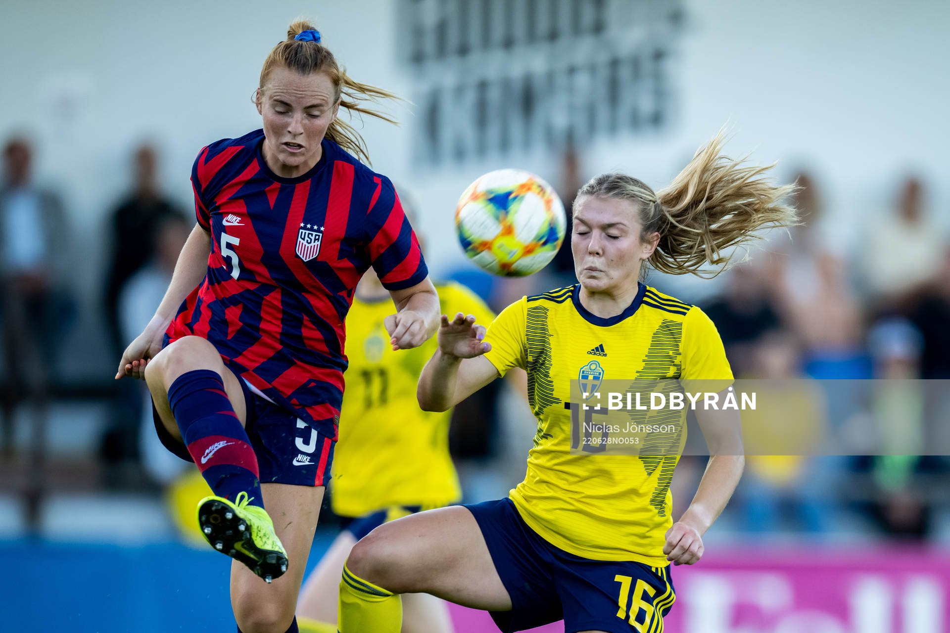 Megan Bornkamp of USA and Beata Olsson of Sweden during the football match in a U23 three nations tournament between Sweden and USA on June 28, 2022 in Vittsjö.