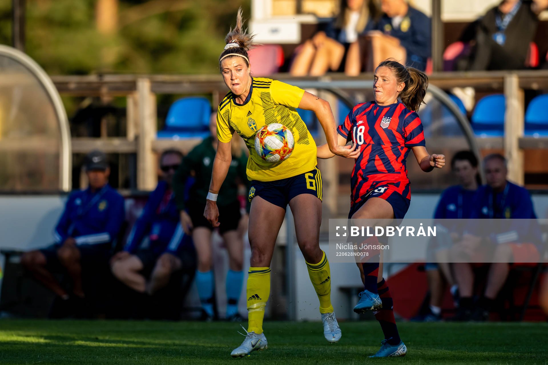 Freja Olofsson of Sweden and Brianna Pinto of USA during the football match in a U23 three nations tournament between Sweden and USA on June 28, 2022 in Vittsjö.