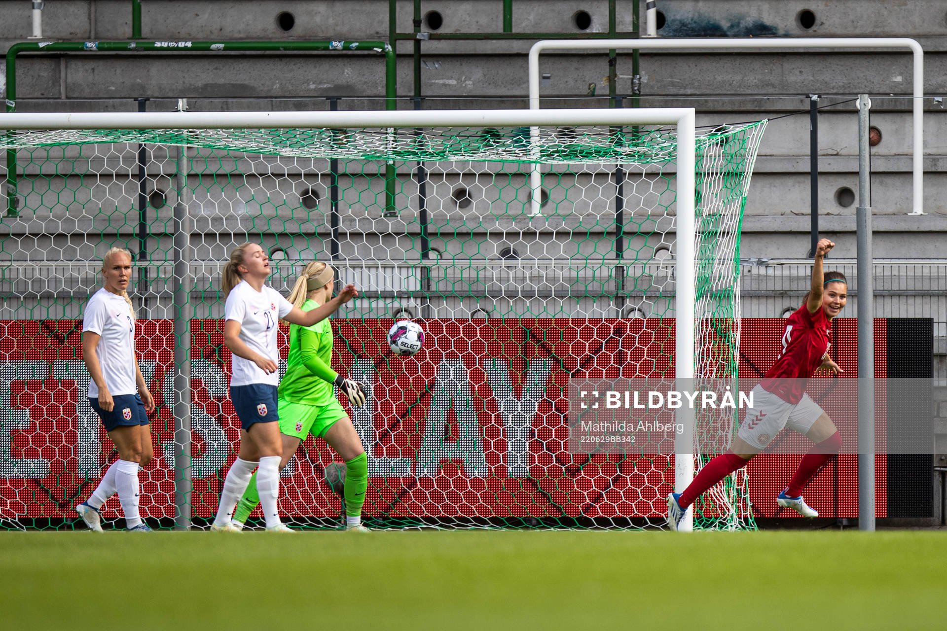 Signe Bruun of Denmark celebrates the 1-0 goal