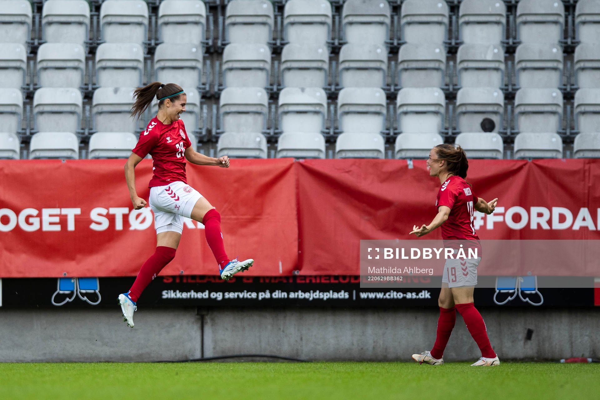 Signe Bruun of Denmark celebrates the 1-0 goal