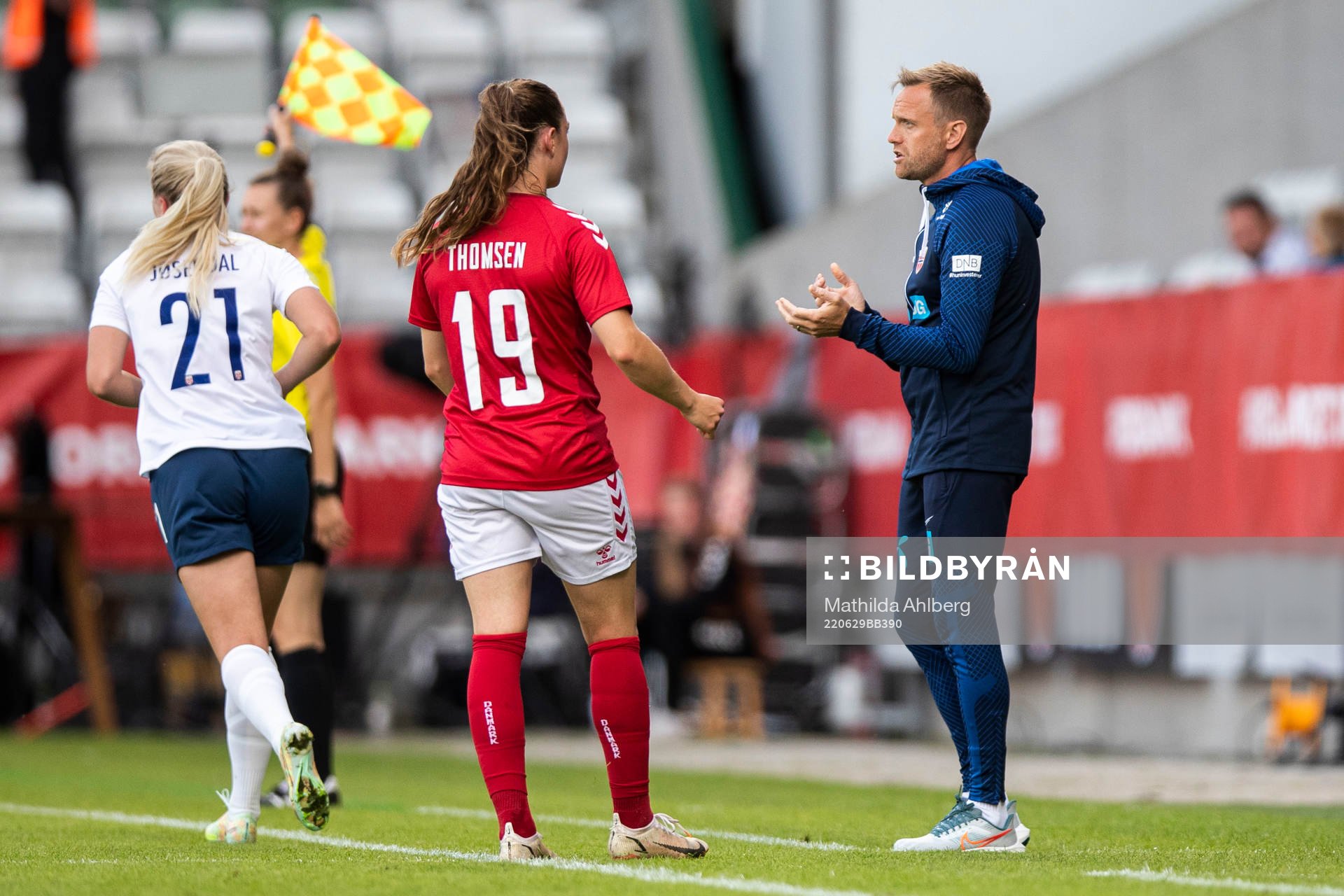 Head coach Martin Sjögren, of Norway
