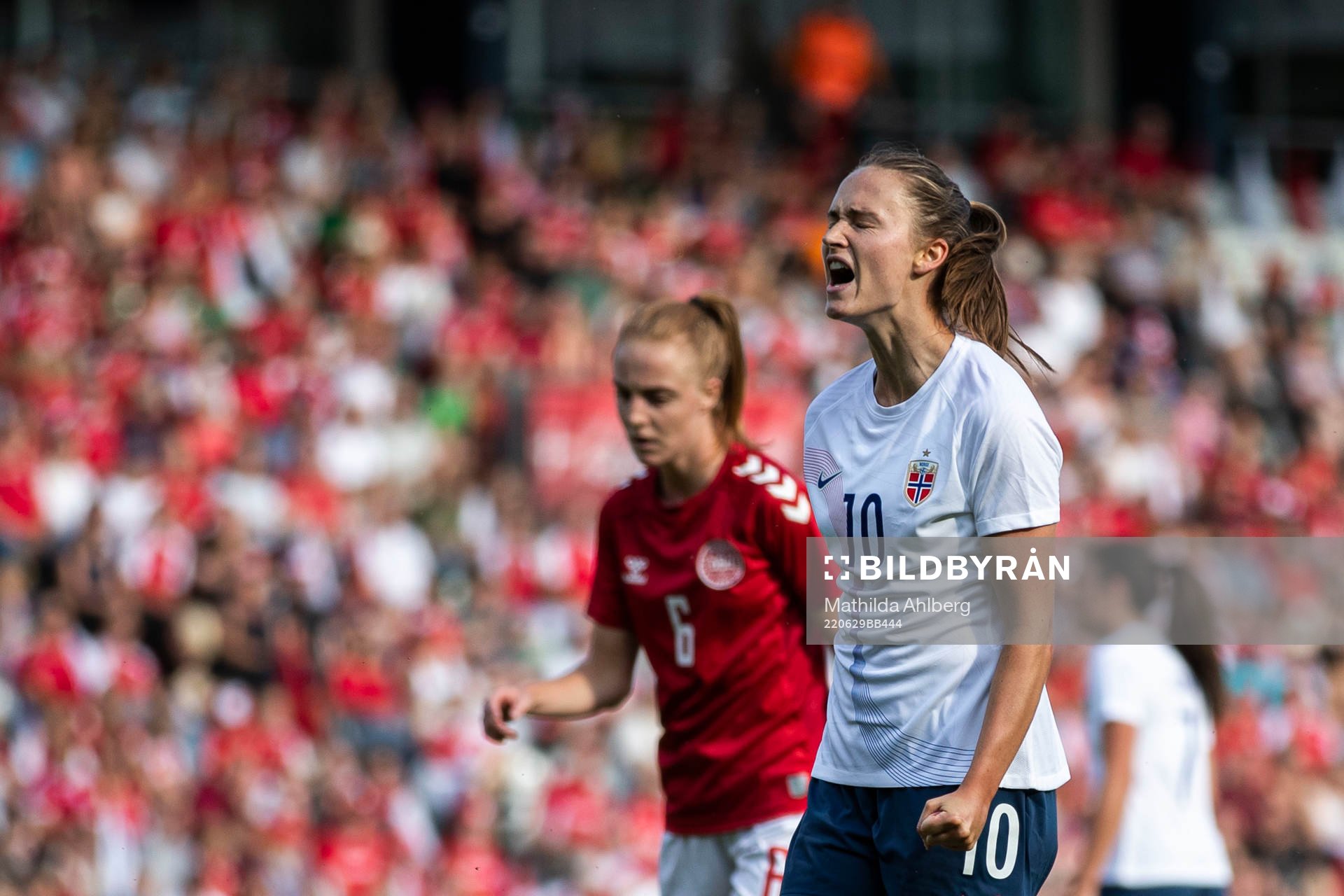 Caroline Graham Hansen of Norway reacts