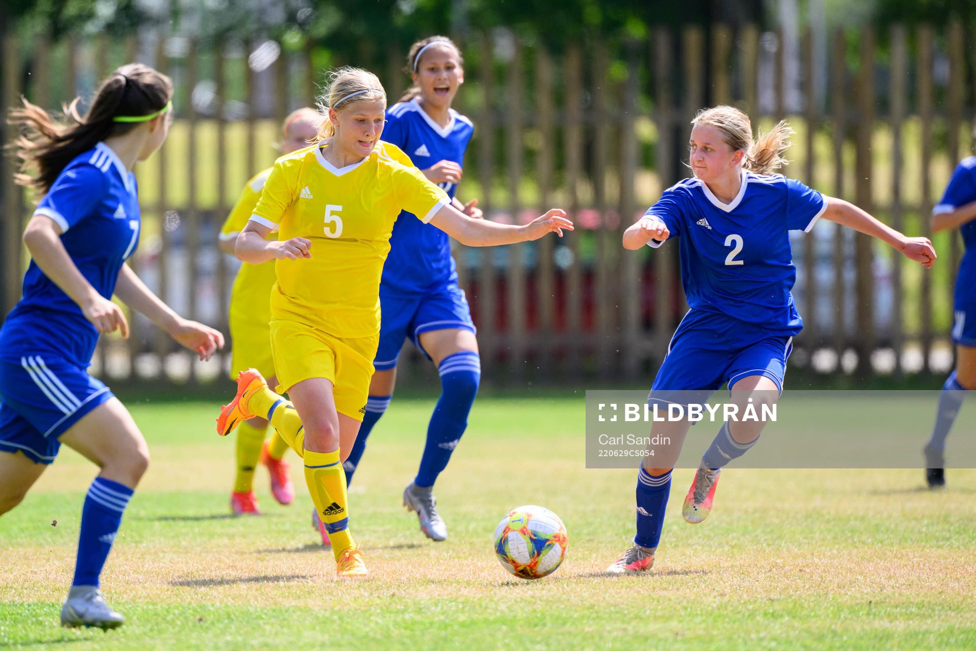Alma Larsson och Olivia Bergman