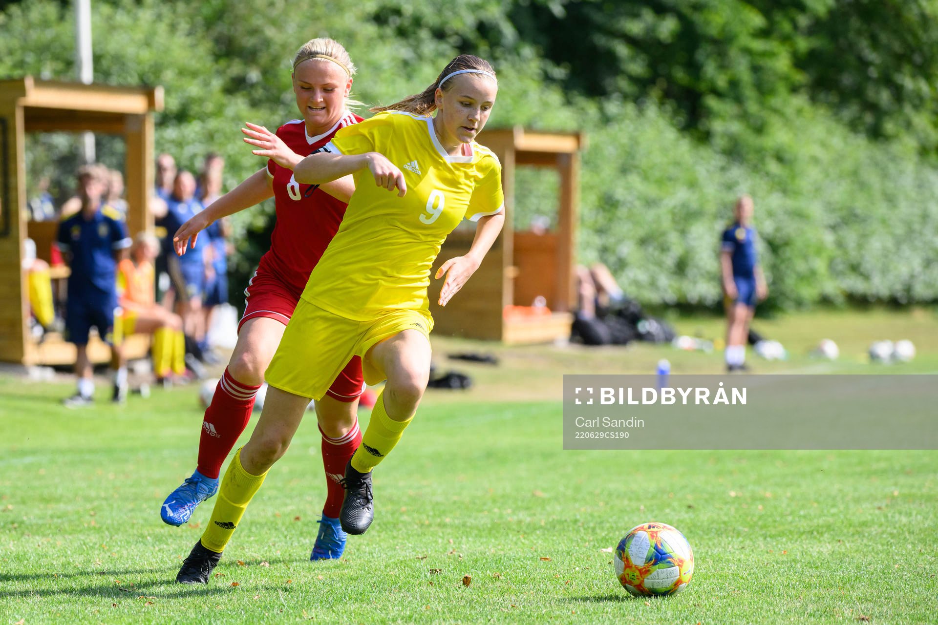 Stella Johansson och Fabienne Bartholdson