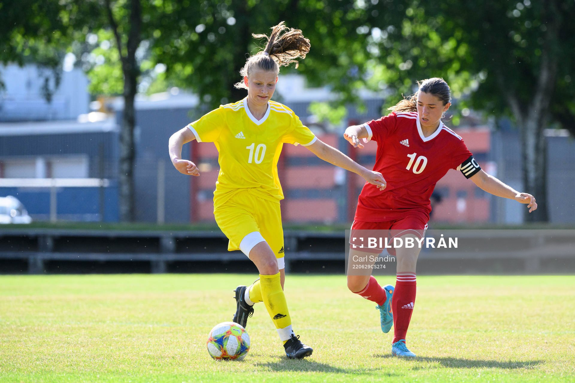 Lovisa Falkenteg och Thea Staffansson