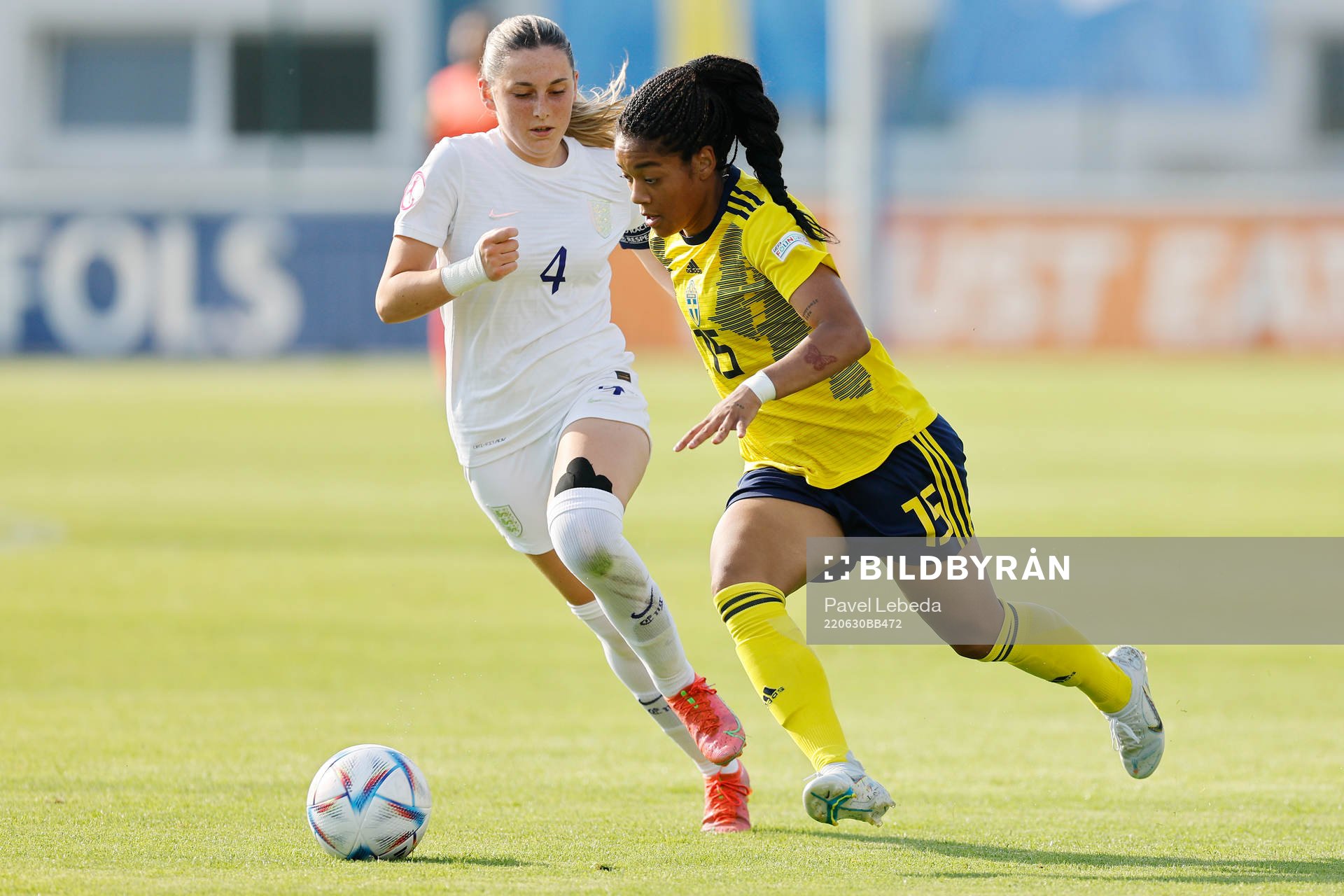 Evelina Duljan of Sweden in action against Charlotte