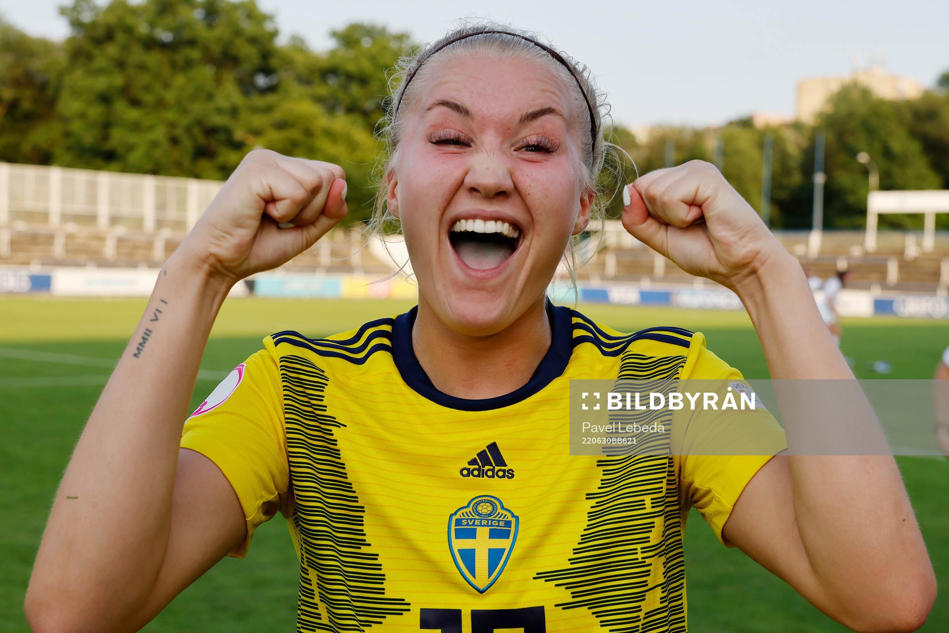 Felicia Jastré Högberg of Sweden celebrates