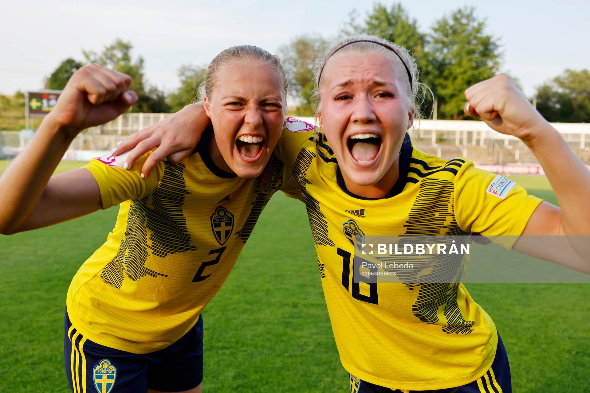 Elma Juntilla Nelhage and Felicia Jastré Högberg of