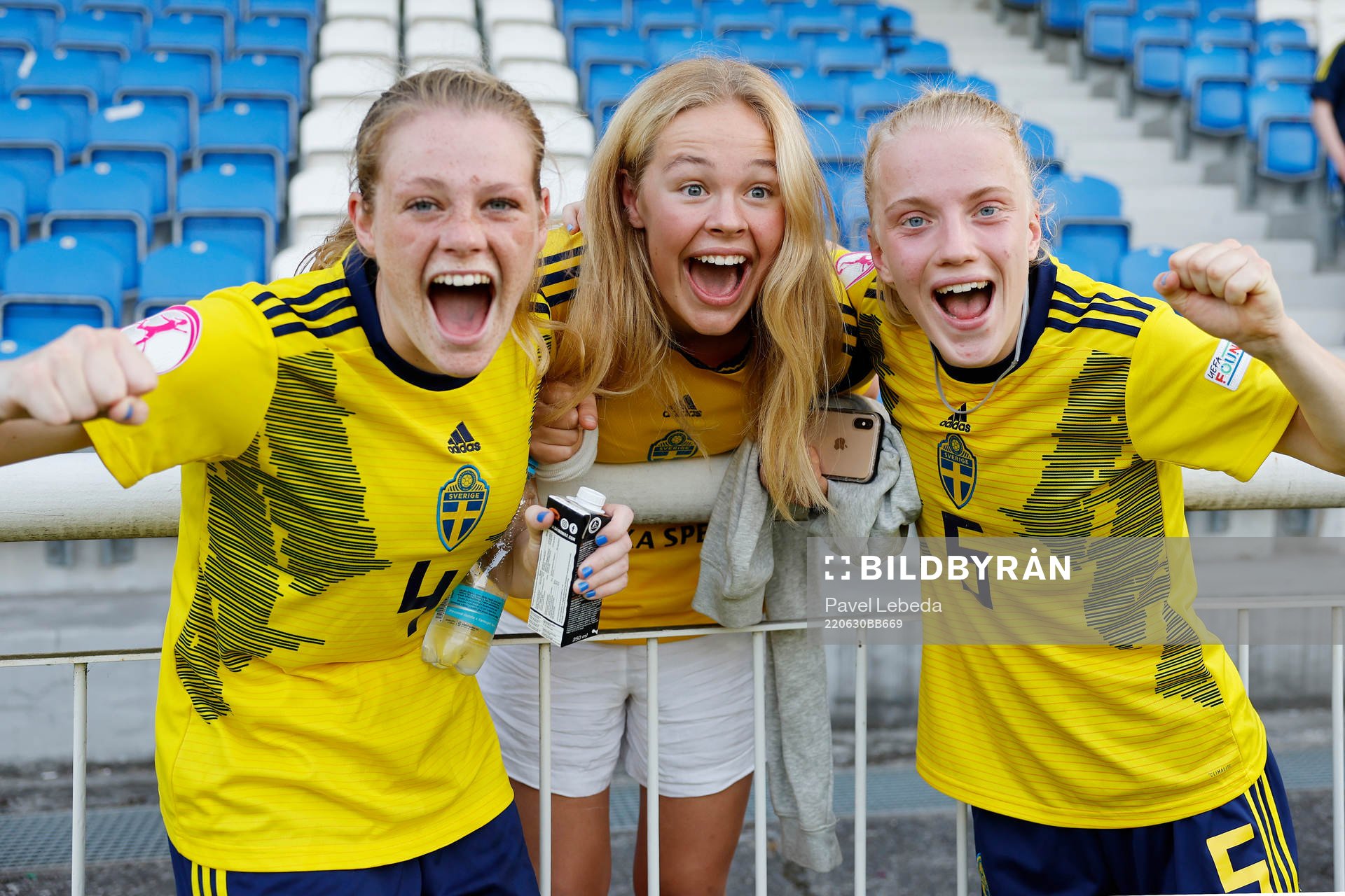 Sofia Reidy and Anna Sandberg of Sweden