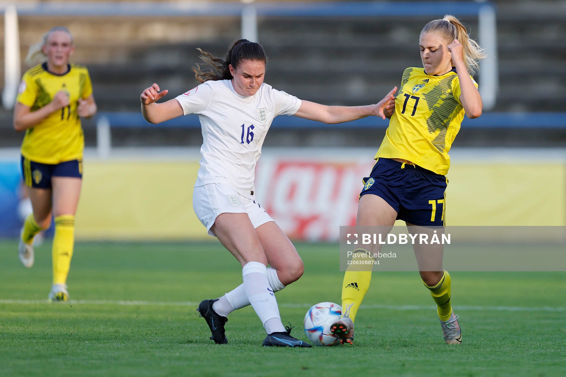 Lisa Björk of Sweden in action against Caitlin Smith of
