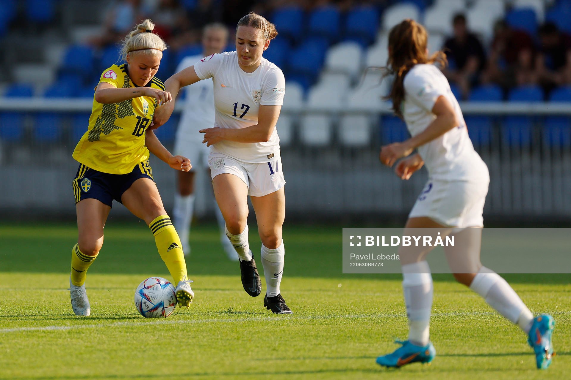 Felicia Jastré Högberg of Sweden  and Lucia Kendall of