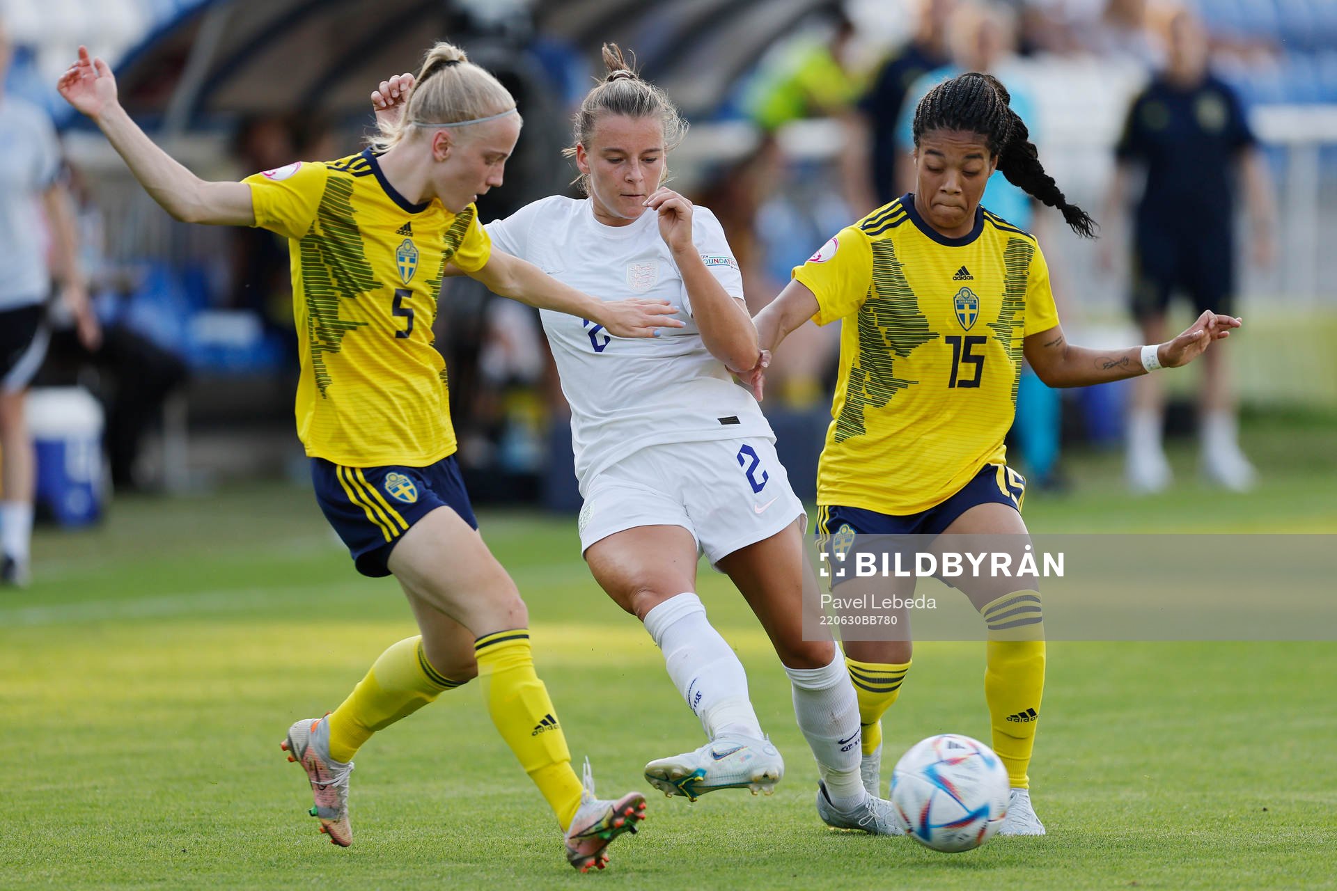 Anna Sandberg and Evelina Duljan  of Sweden  against Jorja