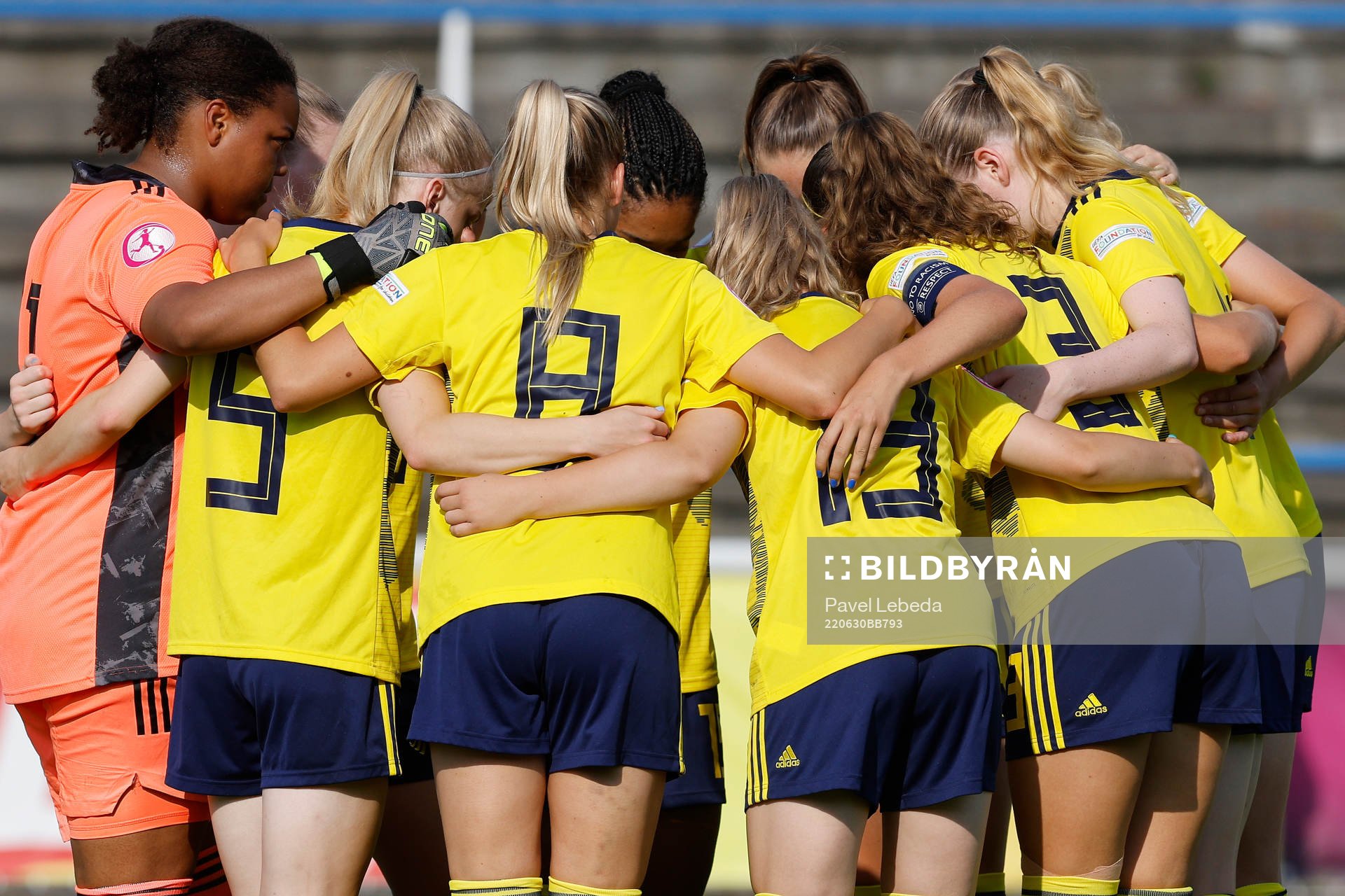 Players of Sweden celebrate