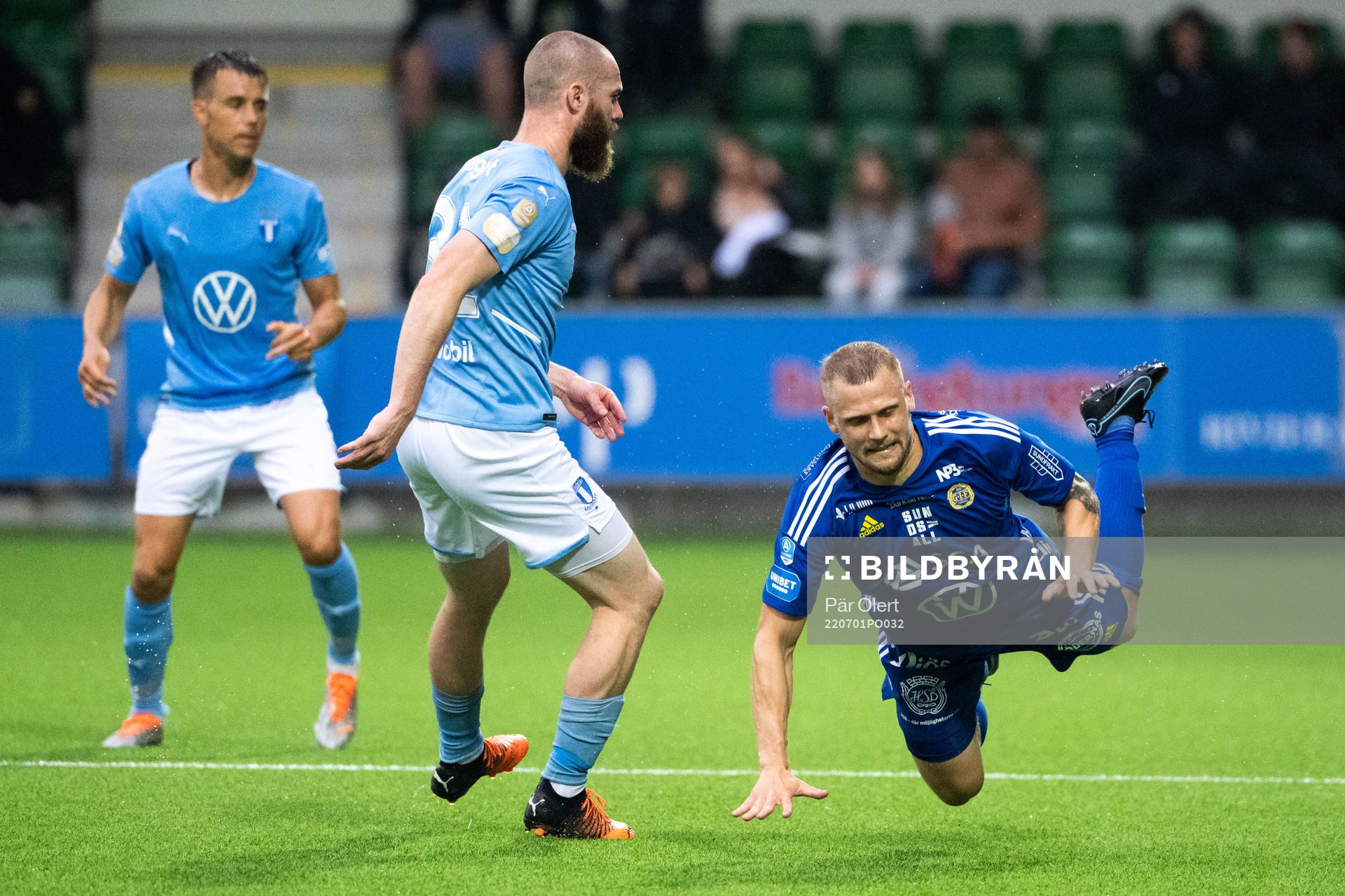 Malmö FFs Jo Inge Berget 0ch Sundsvalls Erik Andersson