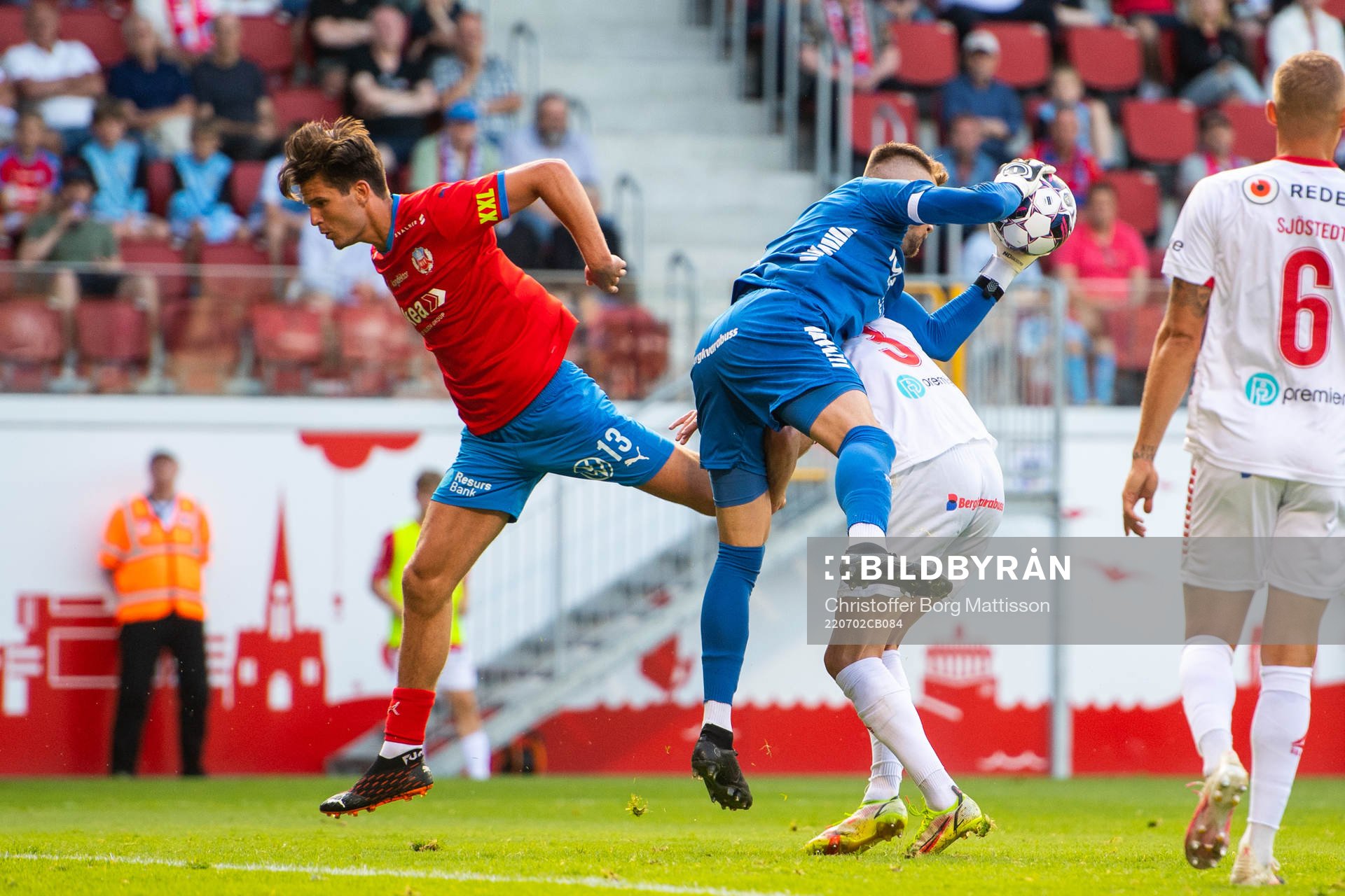 Helsingborgs Wilhelm Loeper och Kalmars målvakt Ricardo