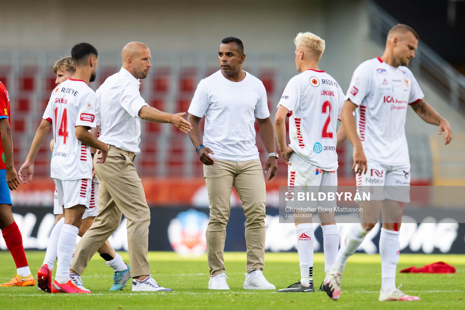Helsingborgs tränare Mattias Lindström och tränare