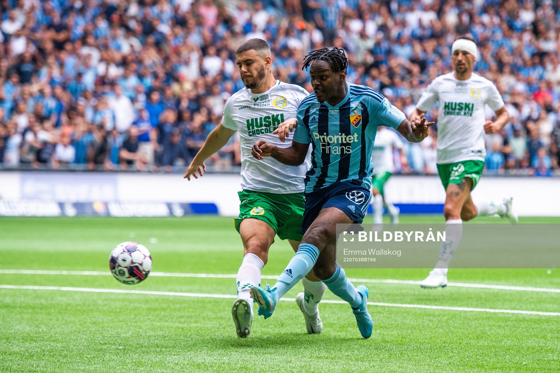 Hammarbys Edvin Kurtulus och Djurgårdens Joel Asoro