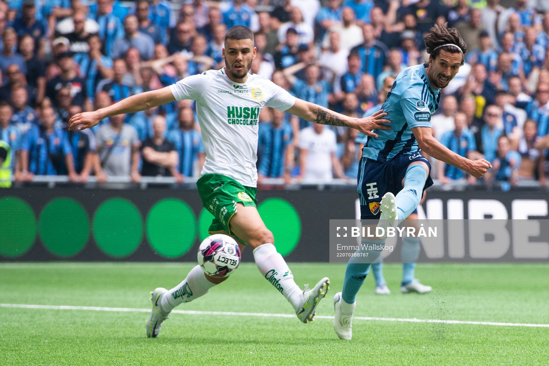 Hammarbys Edvin Kurtulus och Djurgårdens Gustav Wikheim