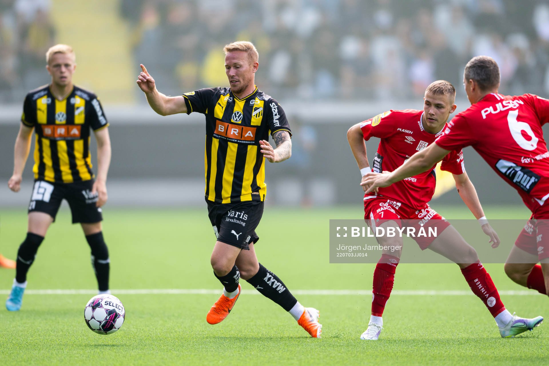 Häckens Mikkel Rygaard Jensen och Elfsborgs Jacob Ondrejka