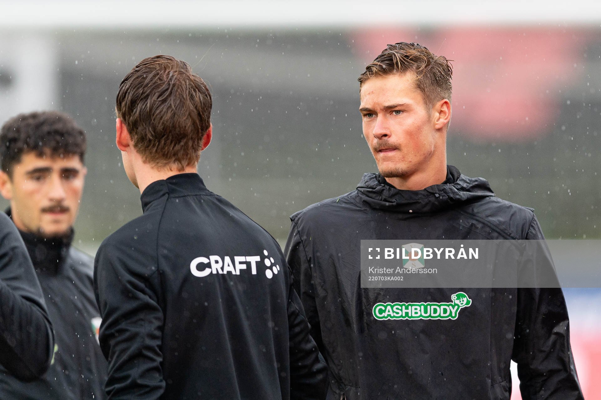 Varbergs Des Kunst före fotbollsmatchen i Allsvenskan