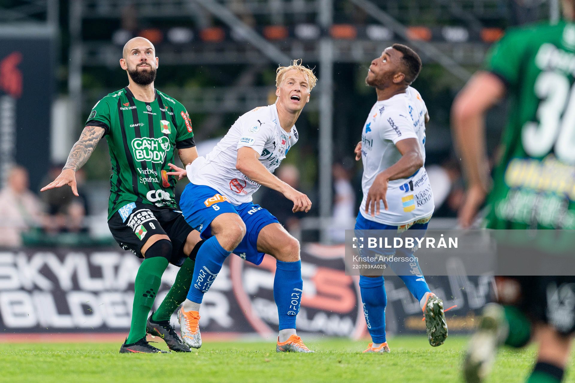 Varbergs Robin Simovic och Värnamos Victor Larsson