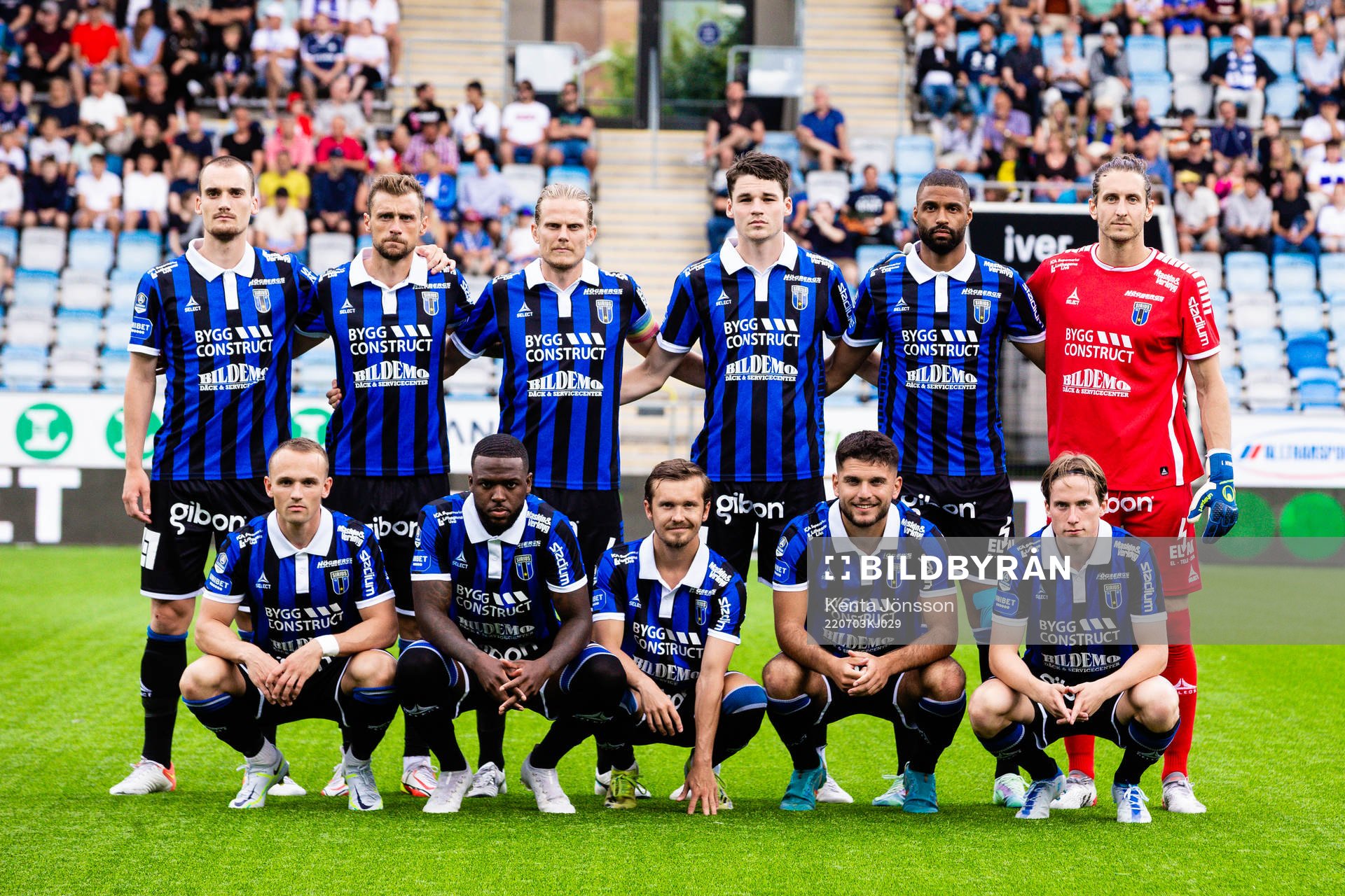 Sirius startelva med Adam Hellborg, Filip Rogic, Tim Björkström, Jamie Roche, Kristopher Da Graca, målvakt David Mitov Nilsson, Aron Bjarnason, Christian Kouakou, Patrik Karlsson Lagemyr, Edi Sylisufay och Johan Karlsson inför fotbollsmatchen i Allsvenskan mellan IFK Norrköping och Sirius den 3 juli 2022 i Norrköping.