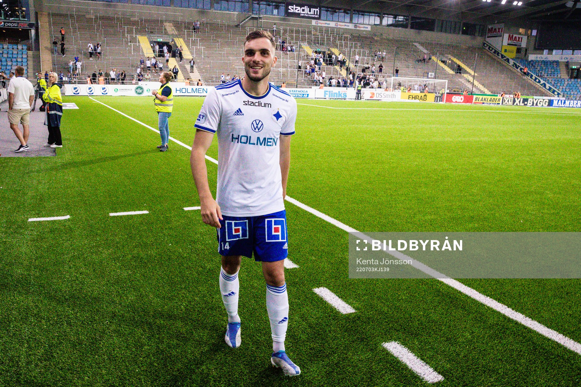 IFK Norrköpings Egzon Binaku efter fotbollsmatchen i Allsvenskan mellan IFK Norrköping och Sirius den 3 juli 2022 i Norrköping. 
