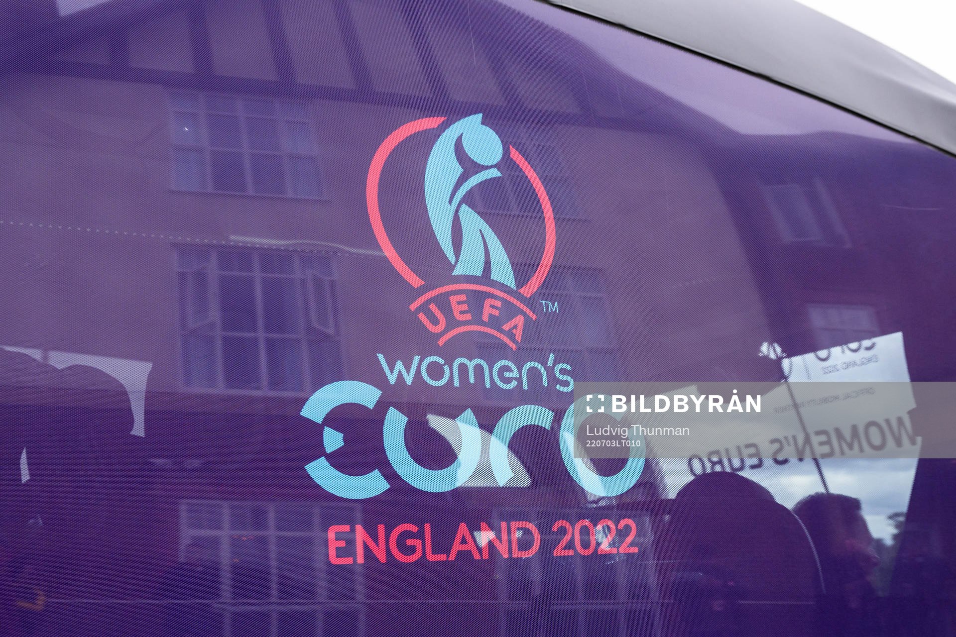 Logo of the UEFA Women's Euro 2022