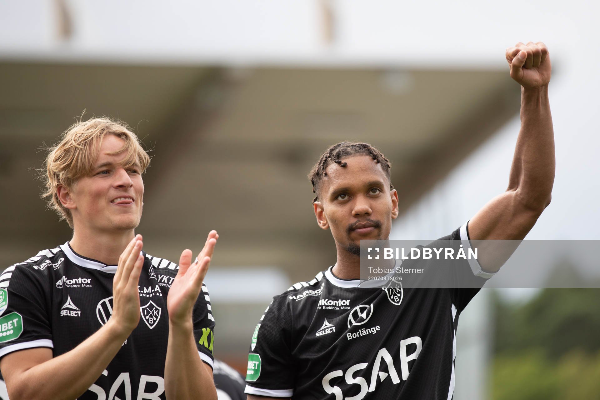 Brages Seth Hellberg jublar