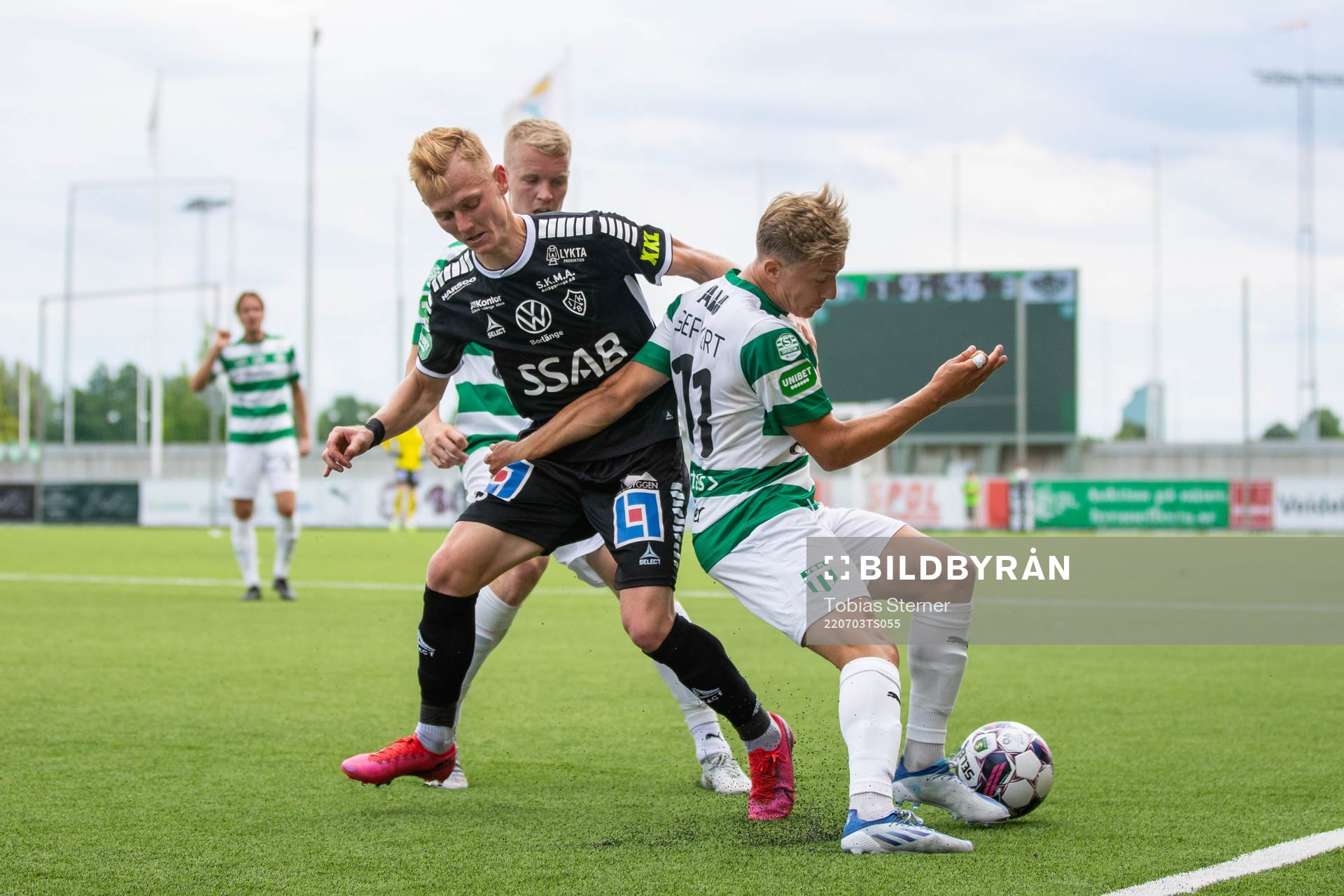 Brages Christopher Redenstrand och Västerås SKs Simon
