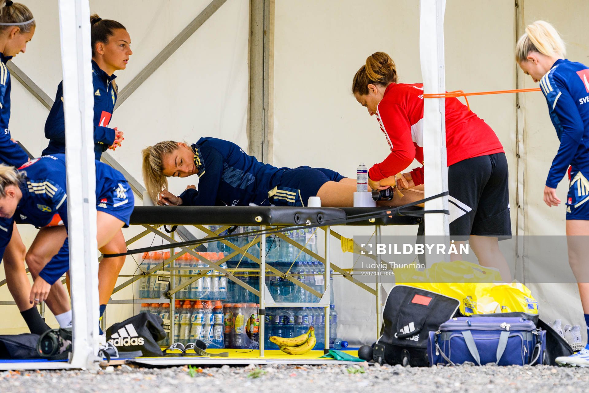 Linda Sembrant get's treatment